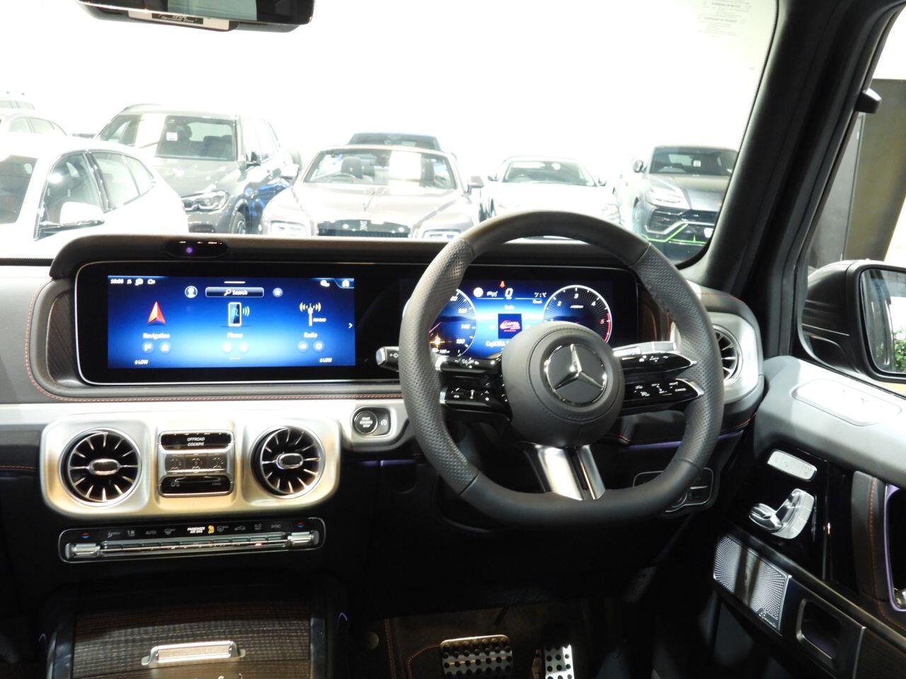 Mercedes-Benz G Class view 22