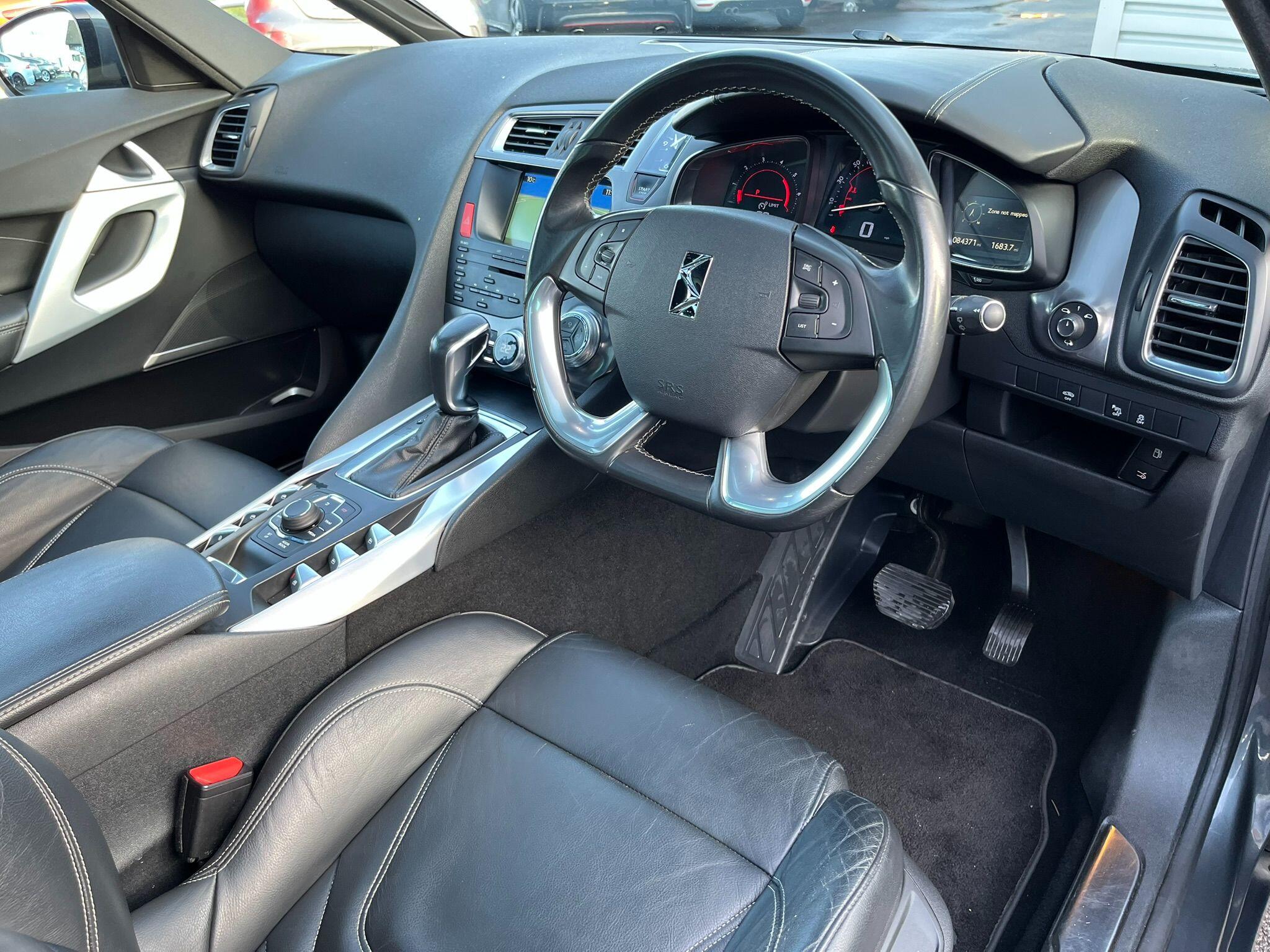 Citroen DS5 view 12
