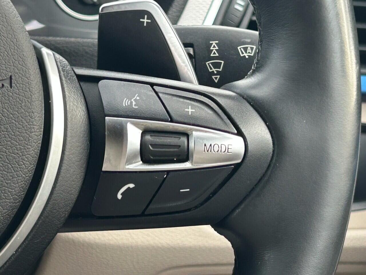 BMW 3 Series view 30