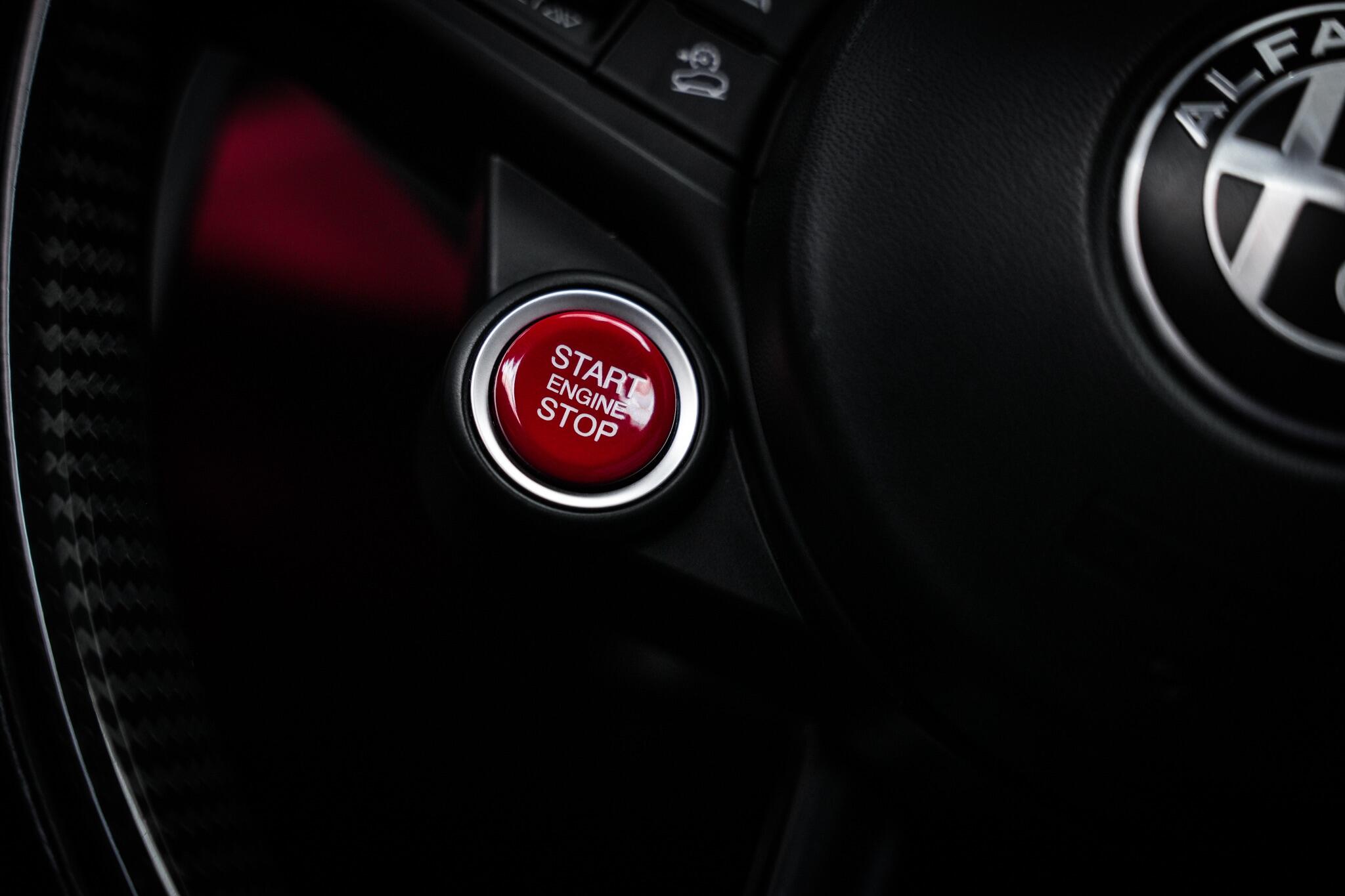 Alfa Romeo Stelvio view 50