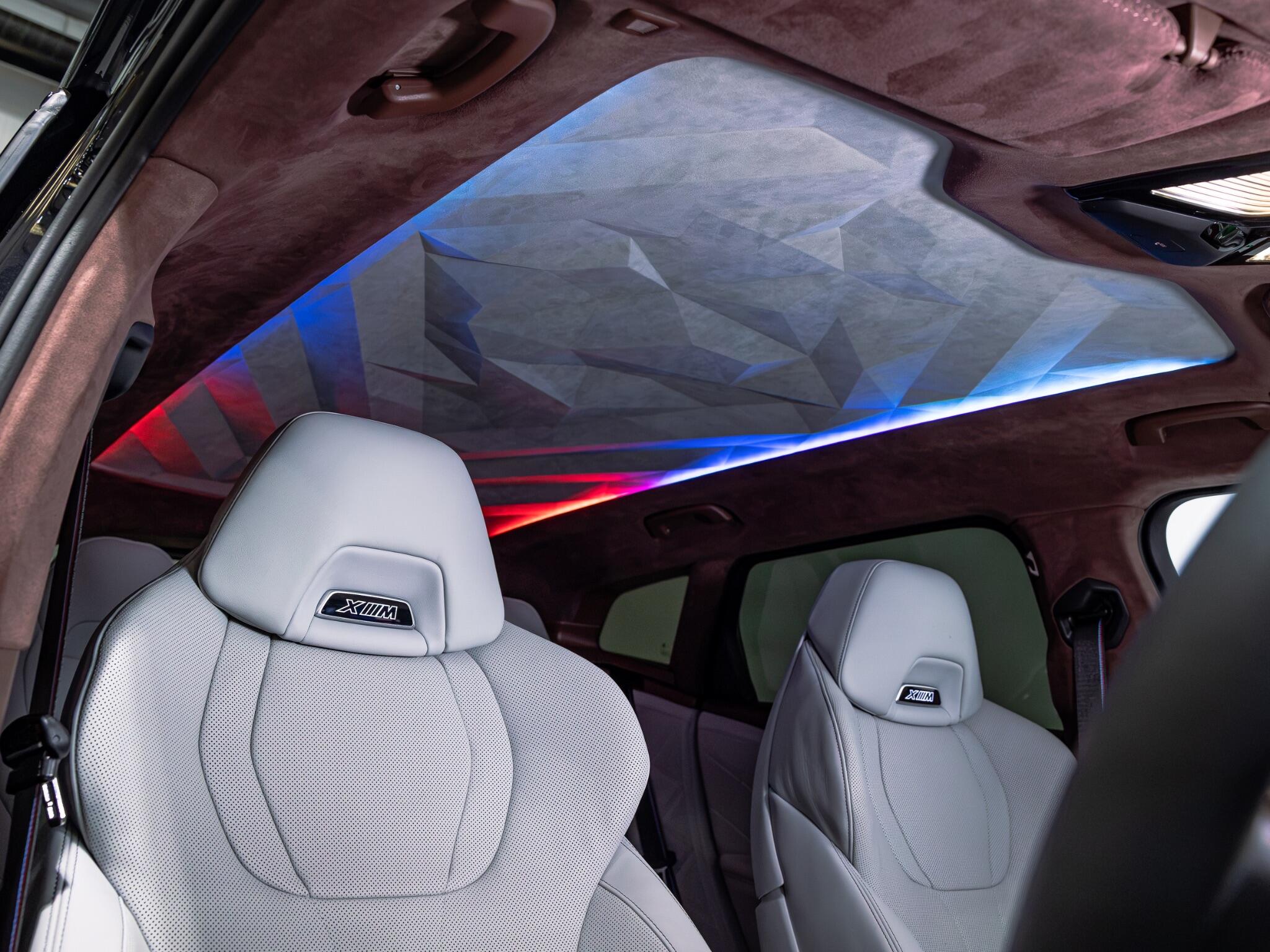 BMW XM view 26