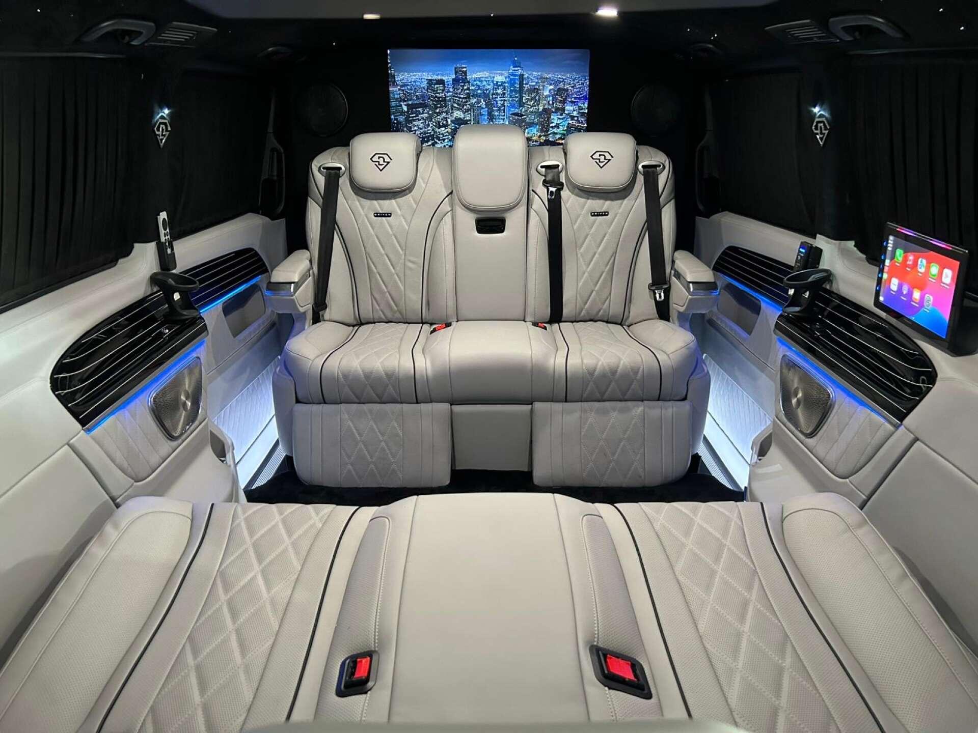 Mercedes-Benz Vito view 2