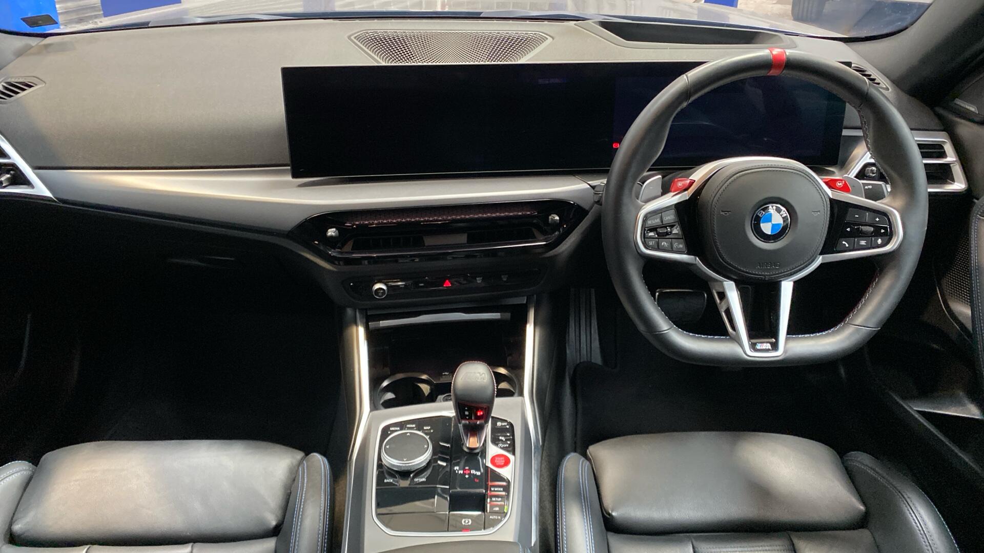 BMW M2 view 4