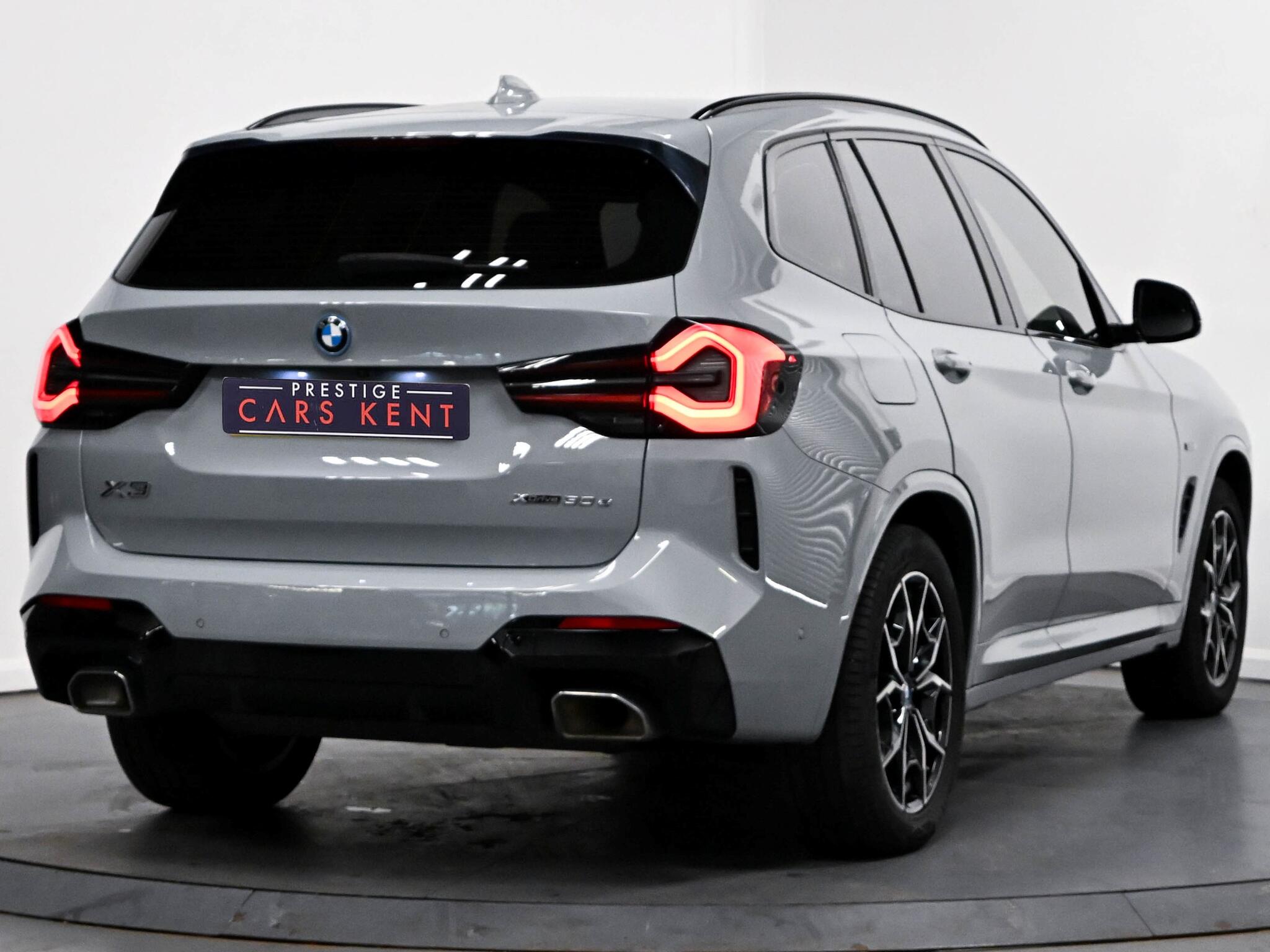 BMW X3 view 19