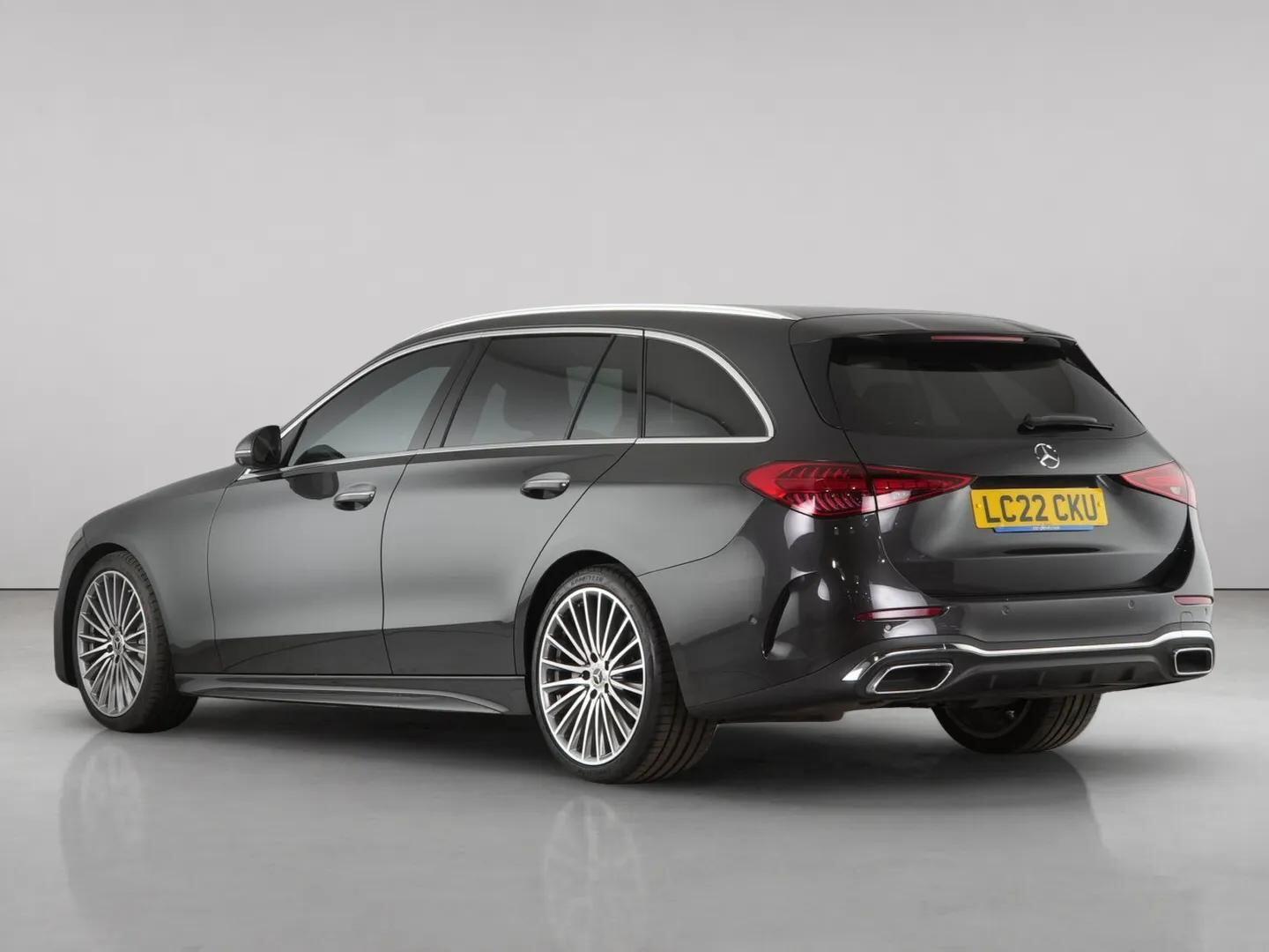 Mercedes-Benz C-Class view 9