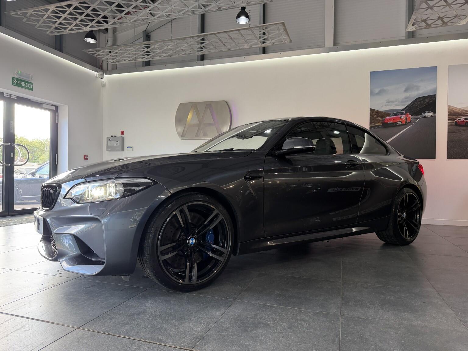 BMW M2 view 24