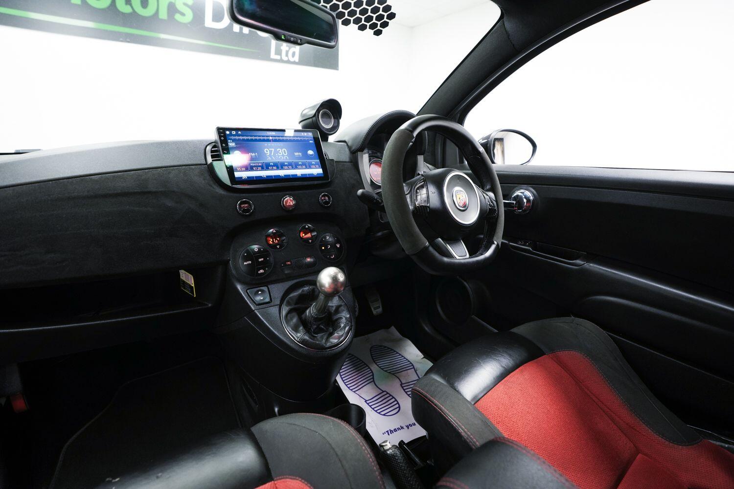 Abarth 595 view 21