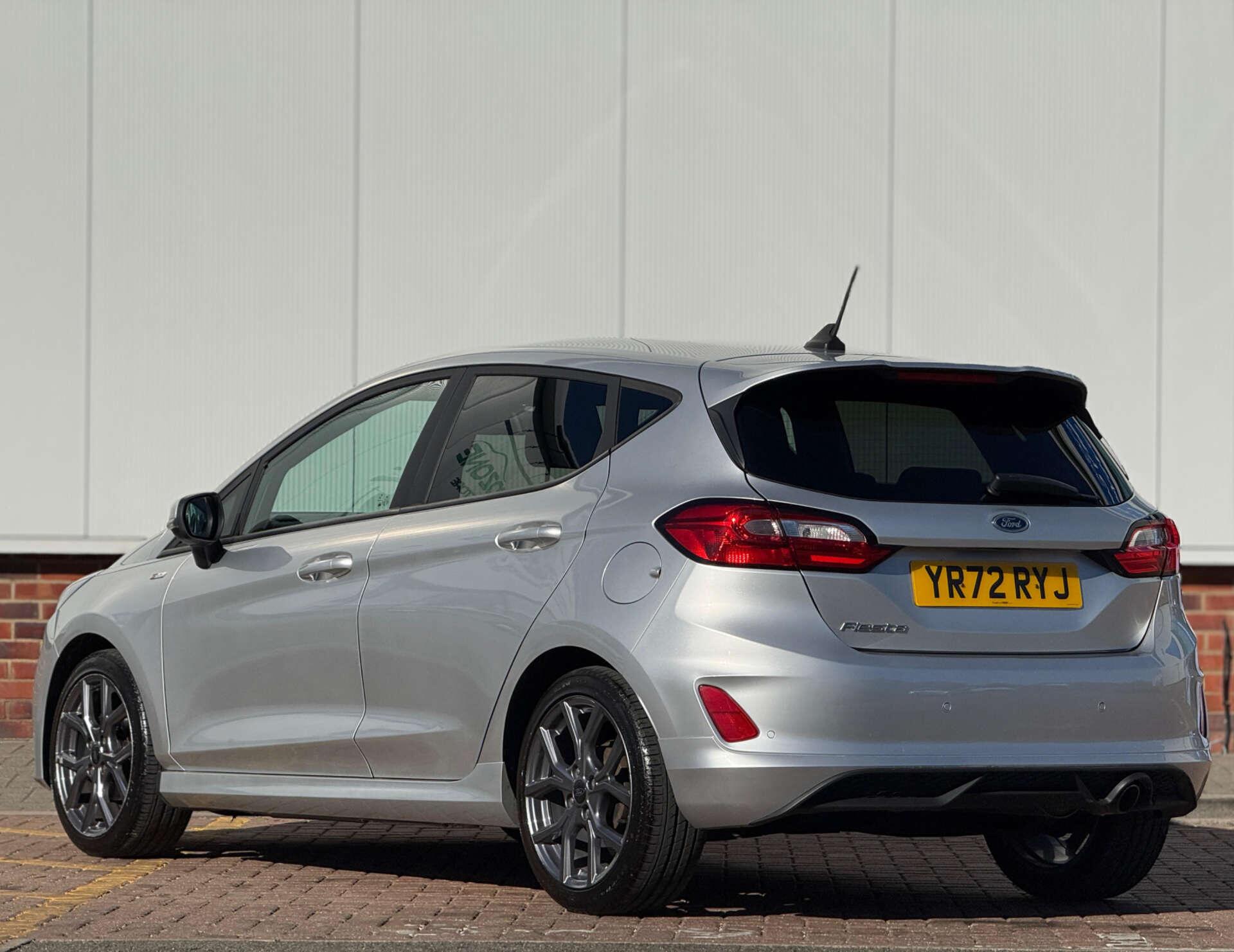 Ford Fiesta view 4