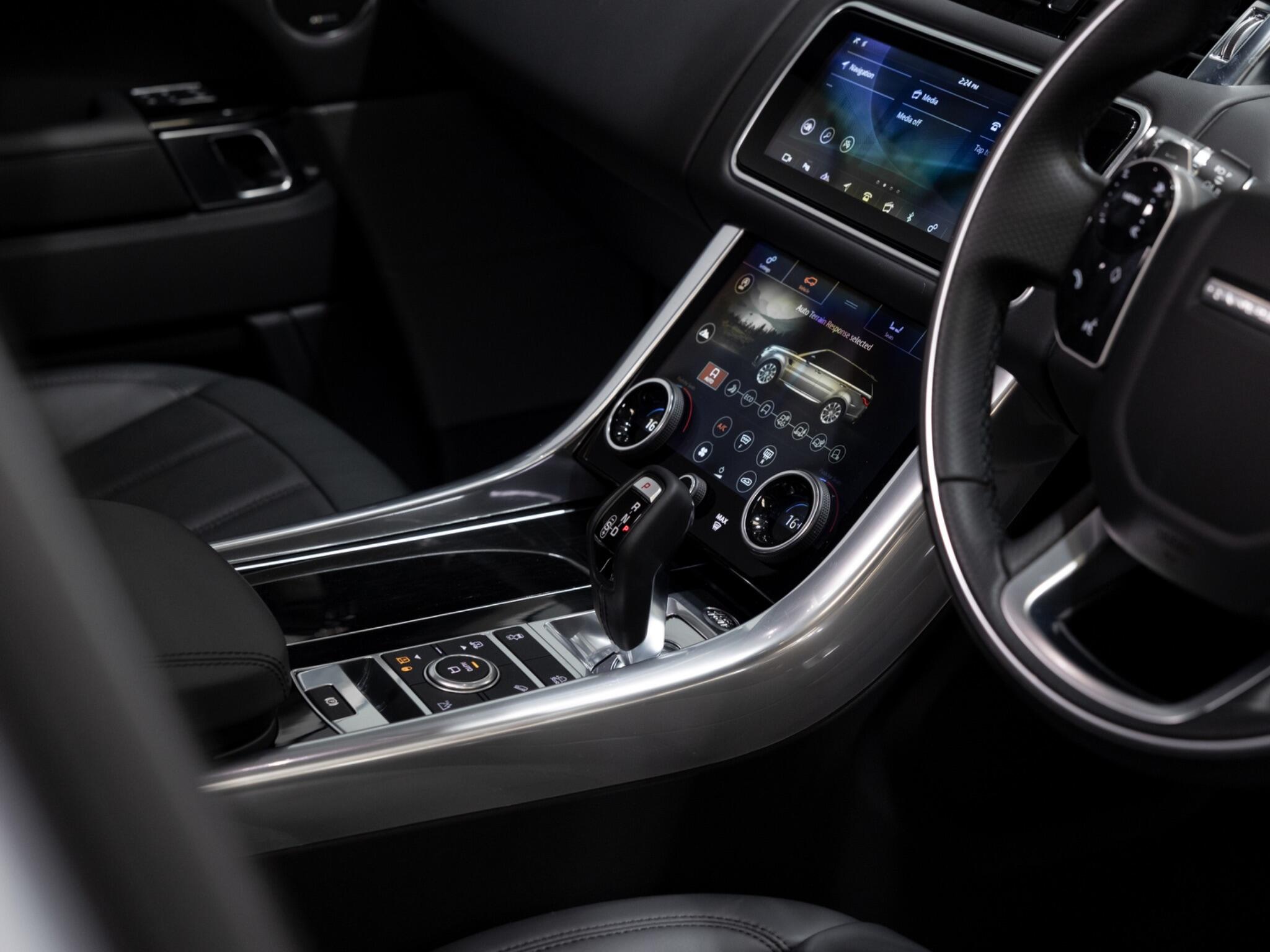 Land Rover Range Rover Sport view 29