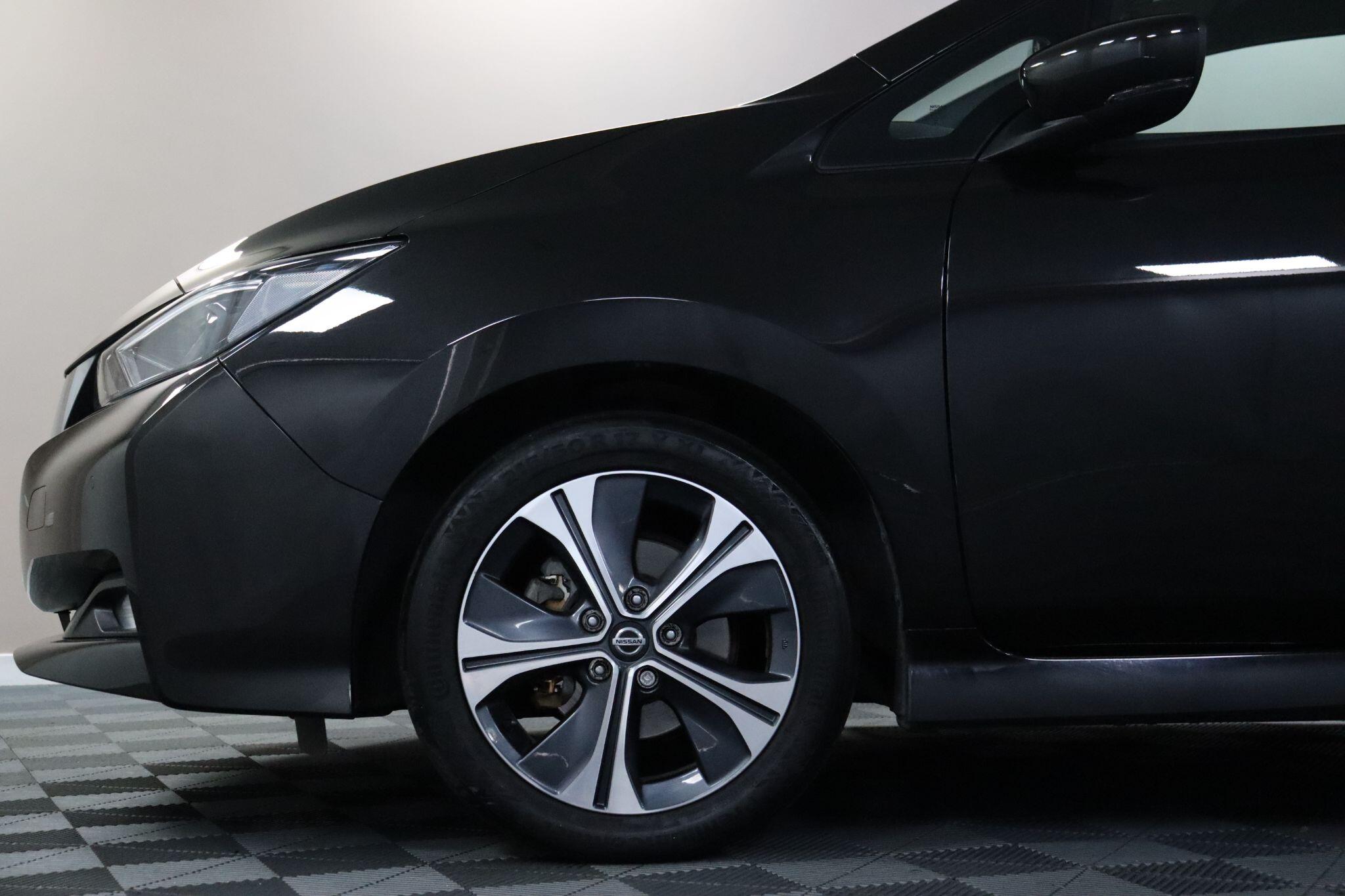 Nissan Leaf view 27