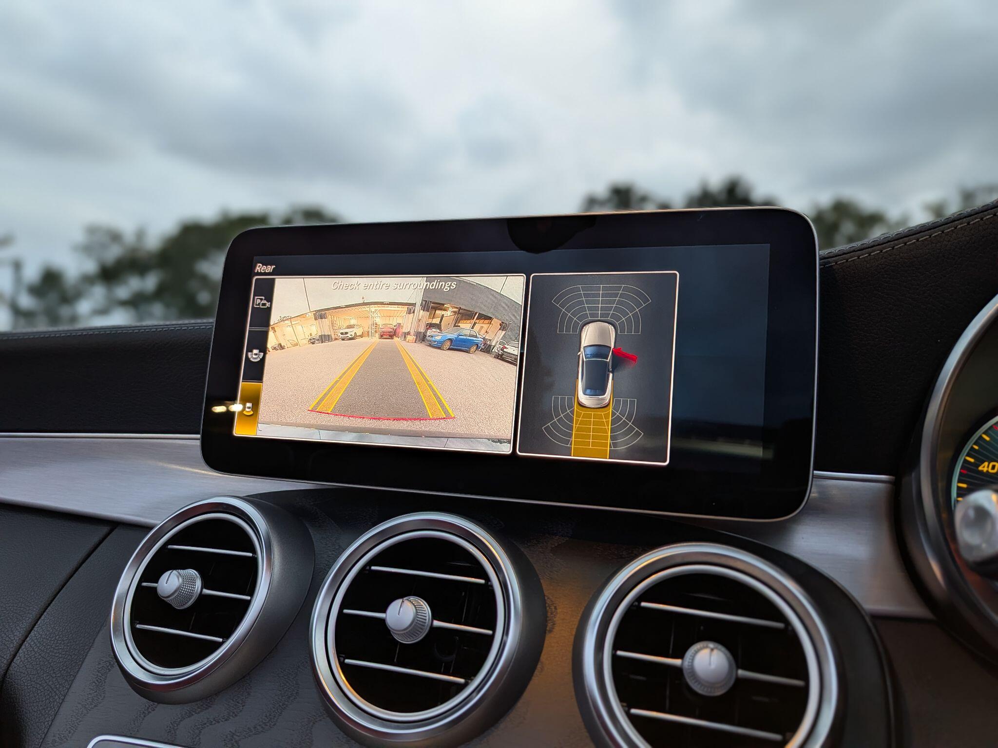 Mercedes-Benz C Class view 58