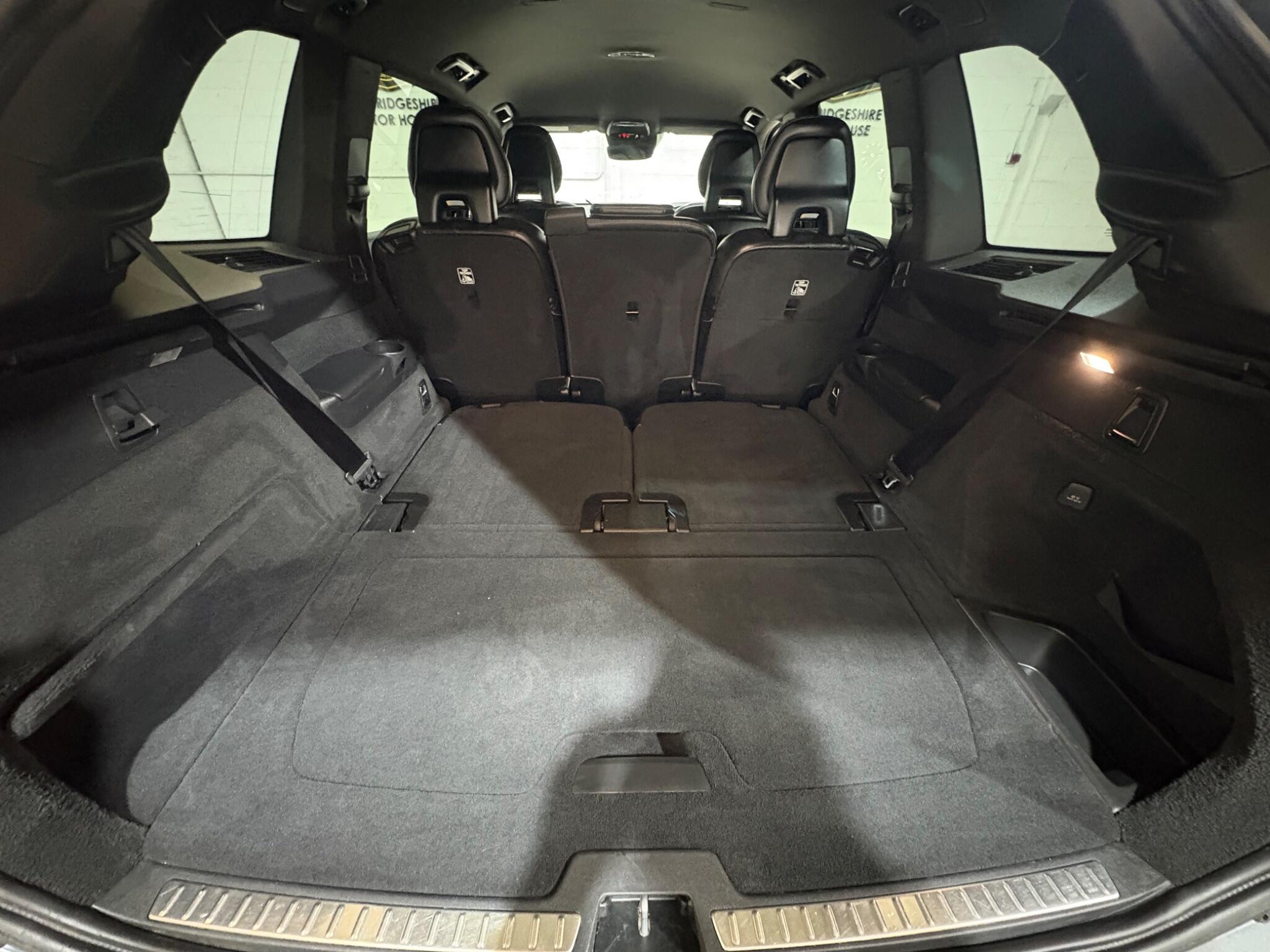 Volvo XC90 view 65