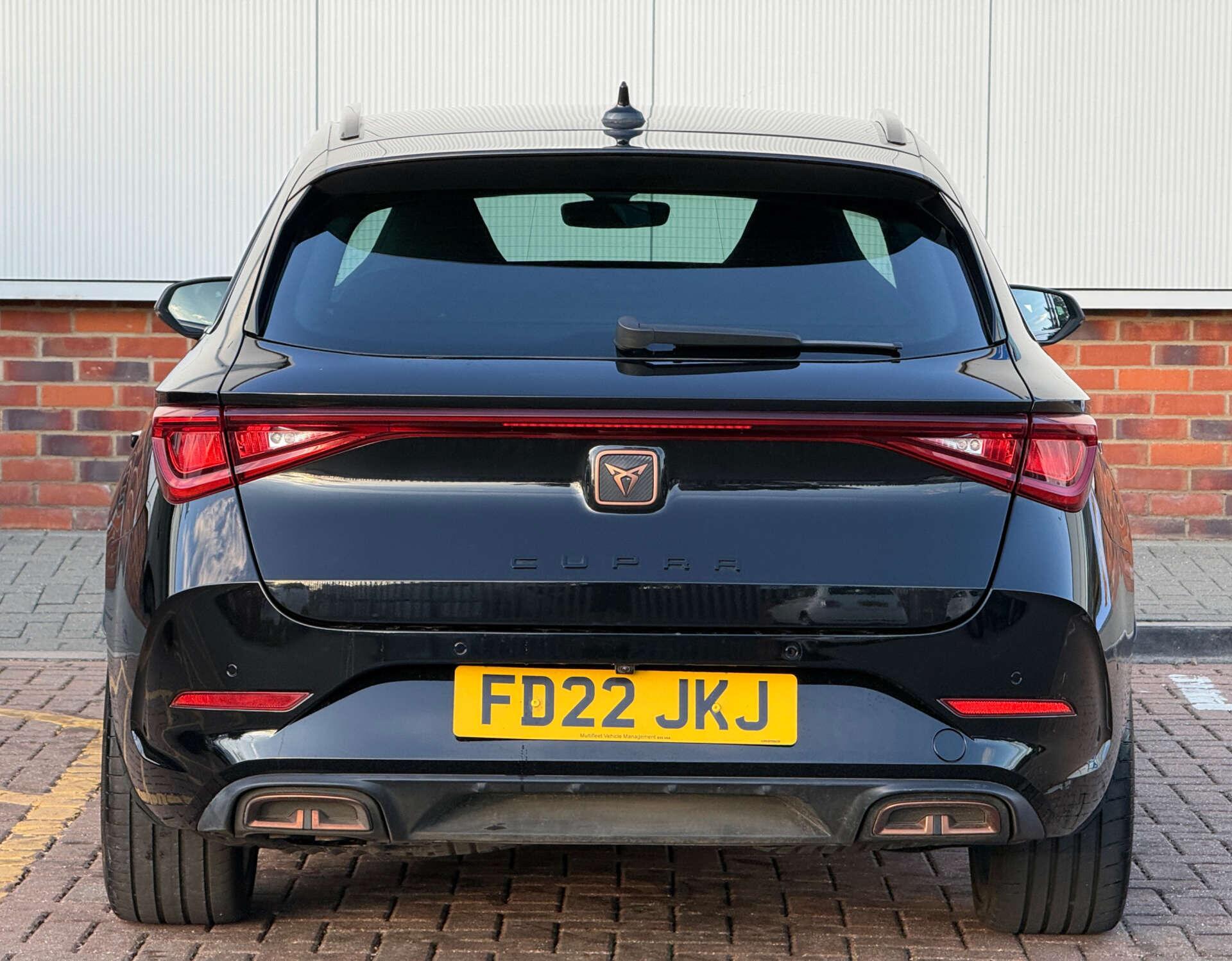 Cupra Leon view 6