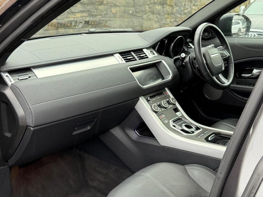 Land Rover Range Rover Evoque view 14