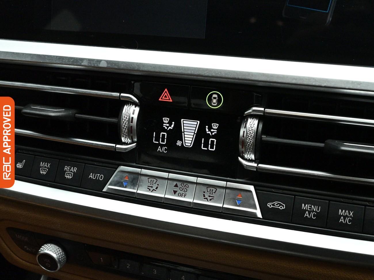 BMW 3 Series view 17