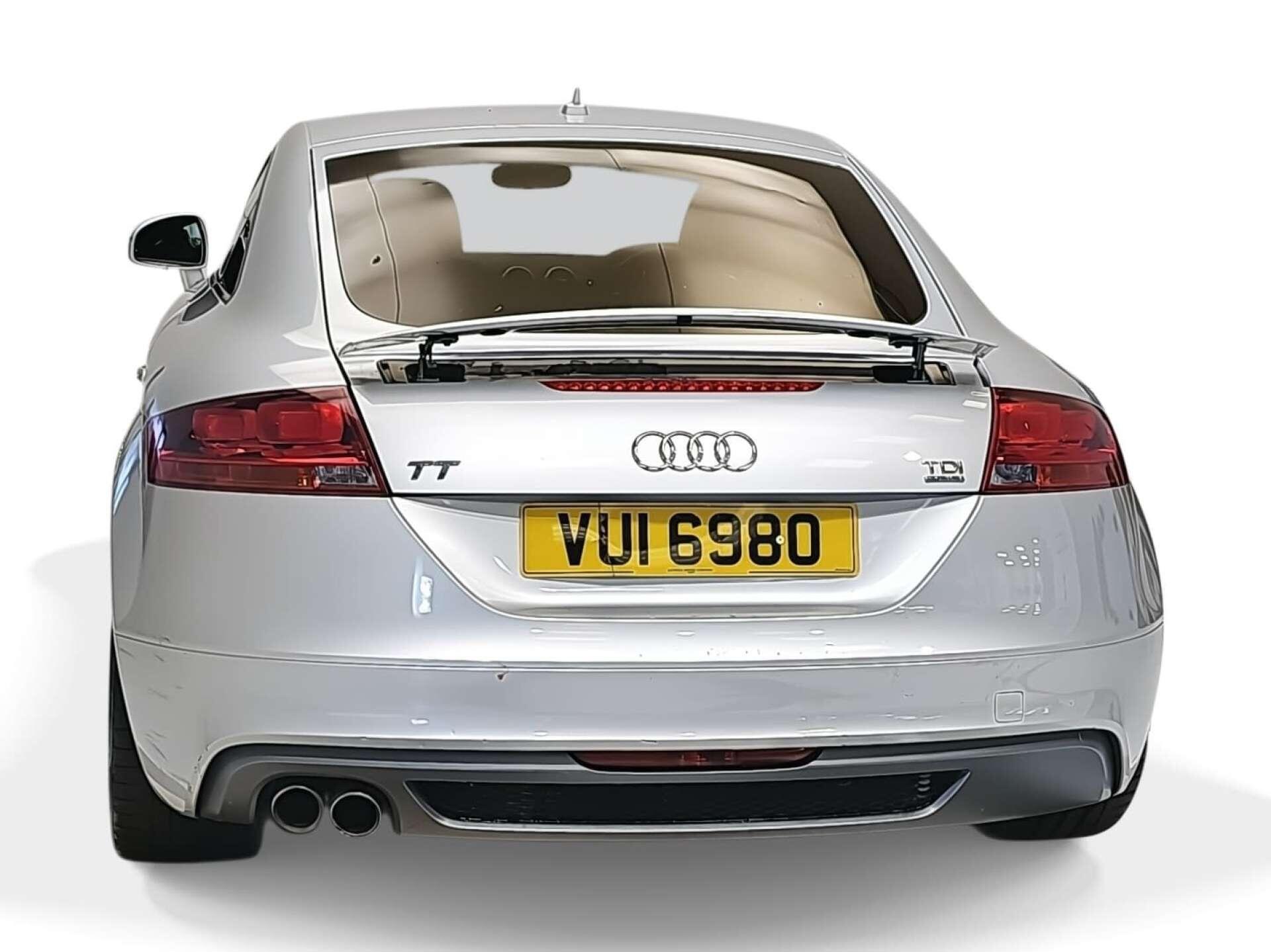 Audi TT view 6