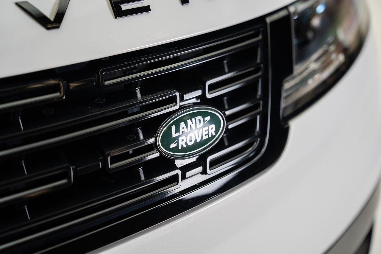 Land Rover Range Rover Sport view 29
