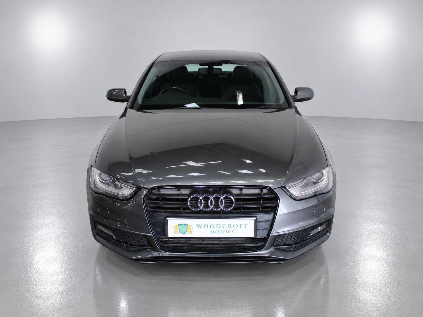 Audi A4 view 13