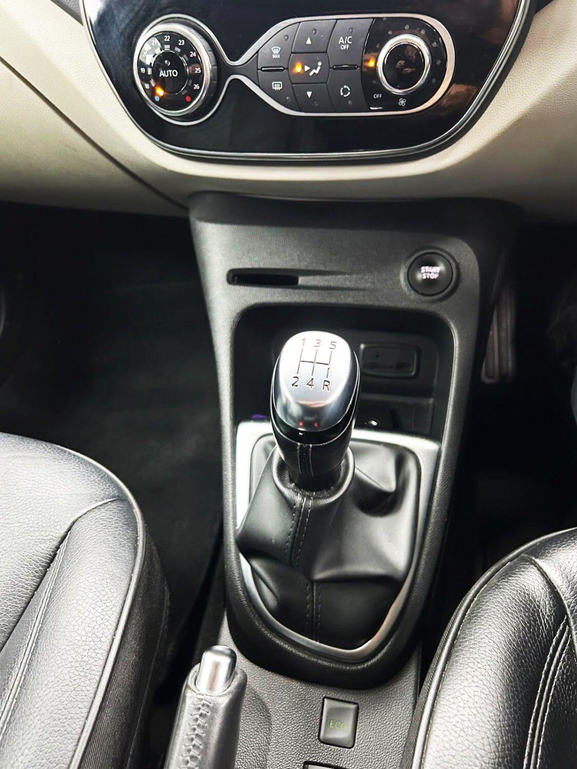 Renault Captur view 16