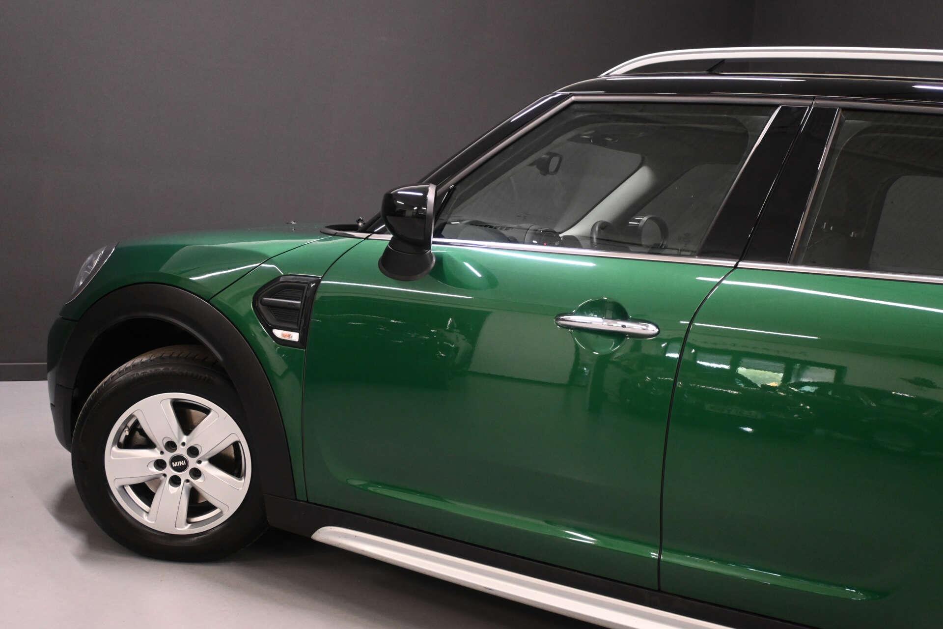 Mini Countryman view 8