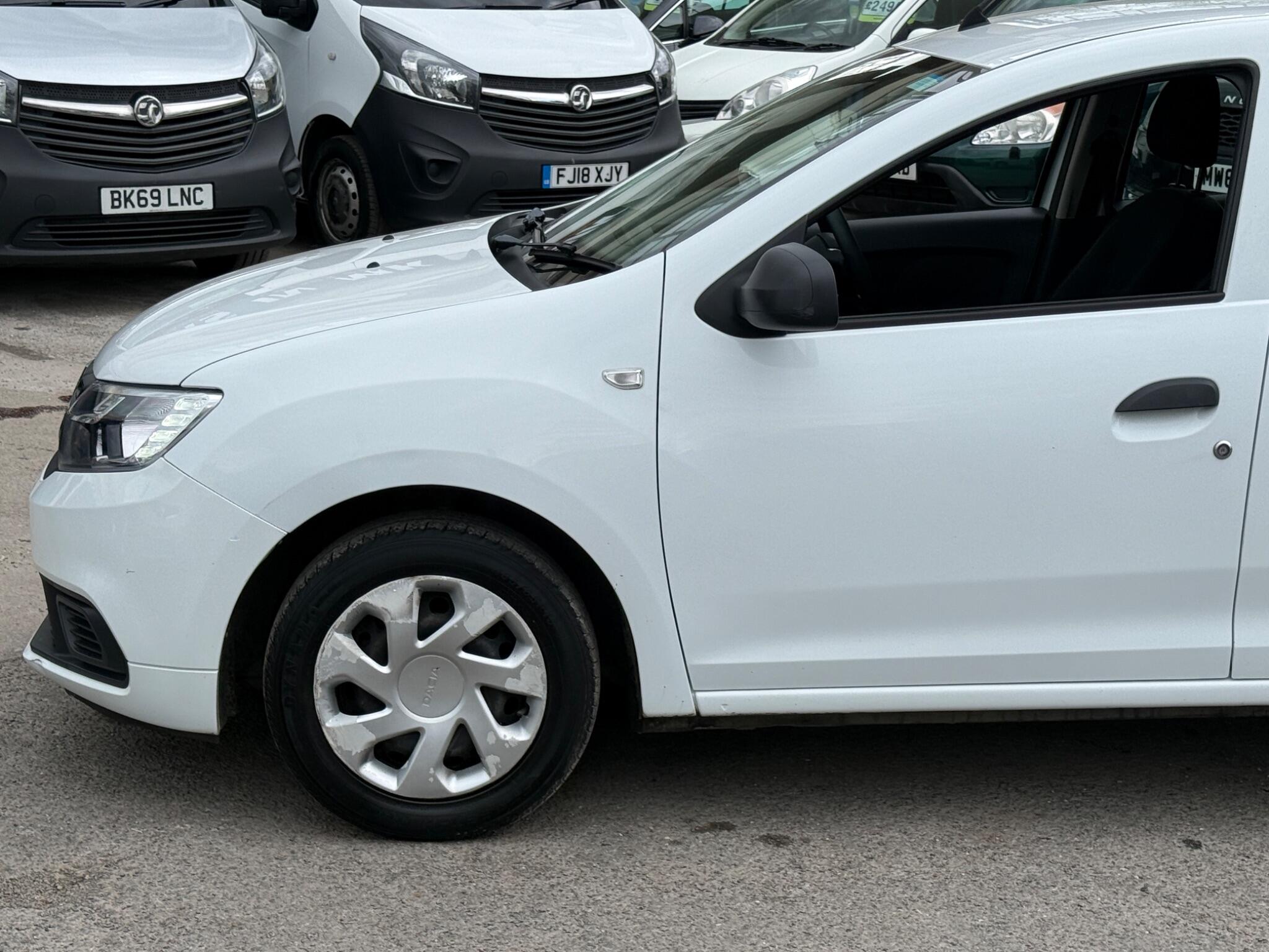 Dacia Sandero - Image 12