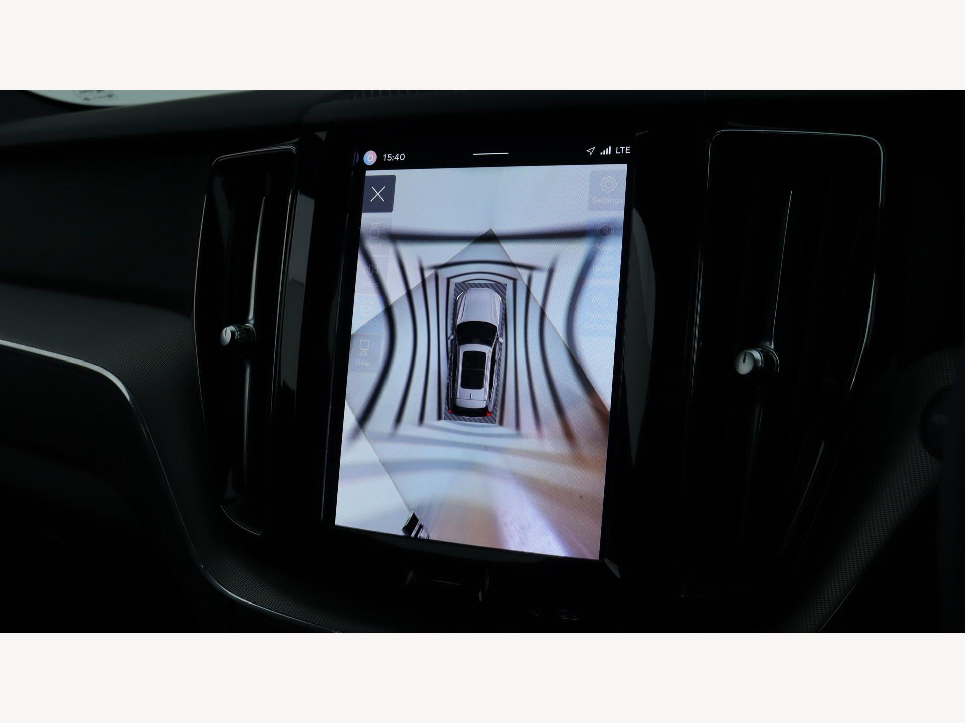 Volvo XC60 view 20