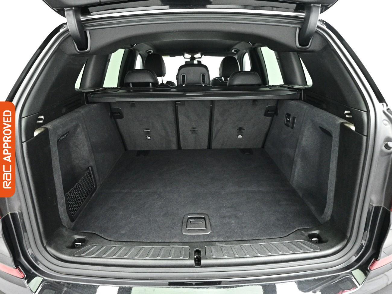 BMW X3 view 26