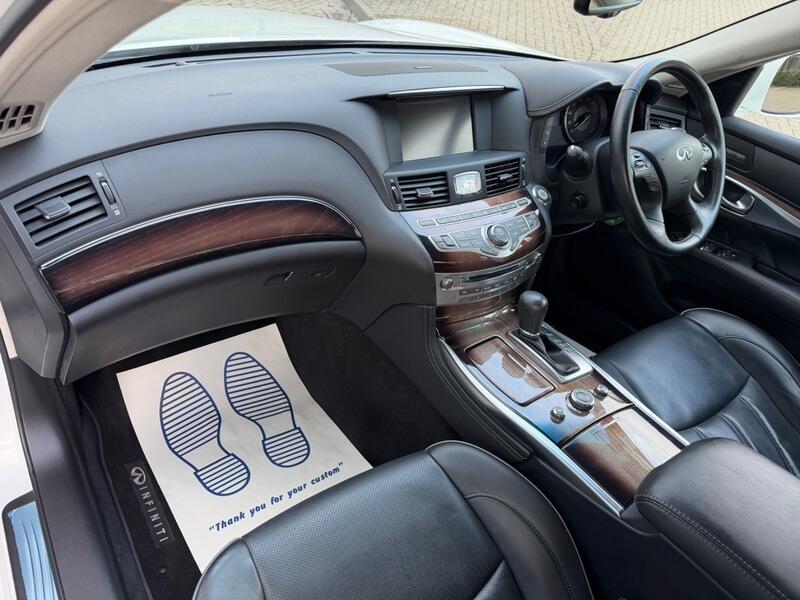 2012 Infiniti M 3.5 35h V6 GT Premium Auto Euro 5 (s/s) 4dr • 7,481 miles image 48