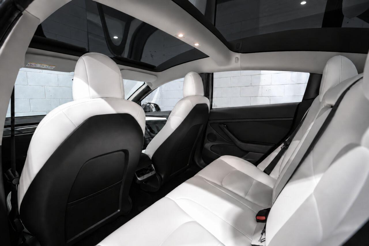 Tesla Model 3 view 19
