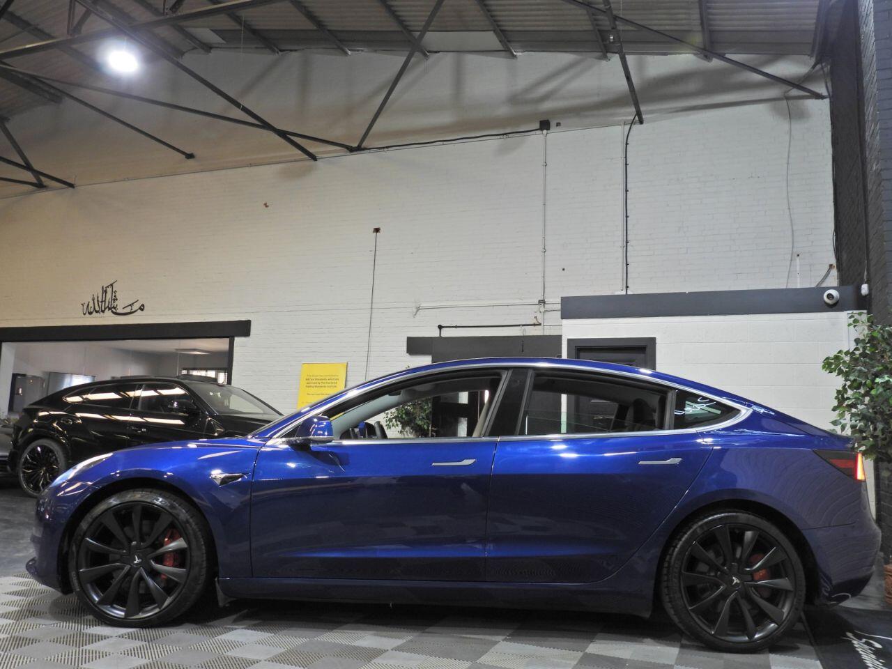 Tesla Model 3 view 15