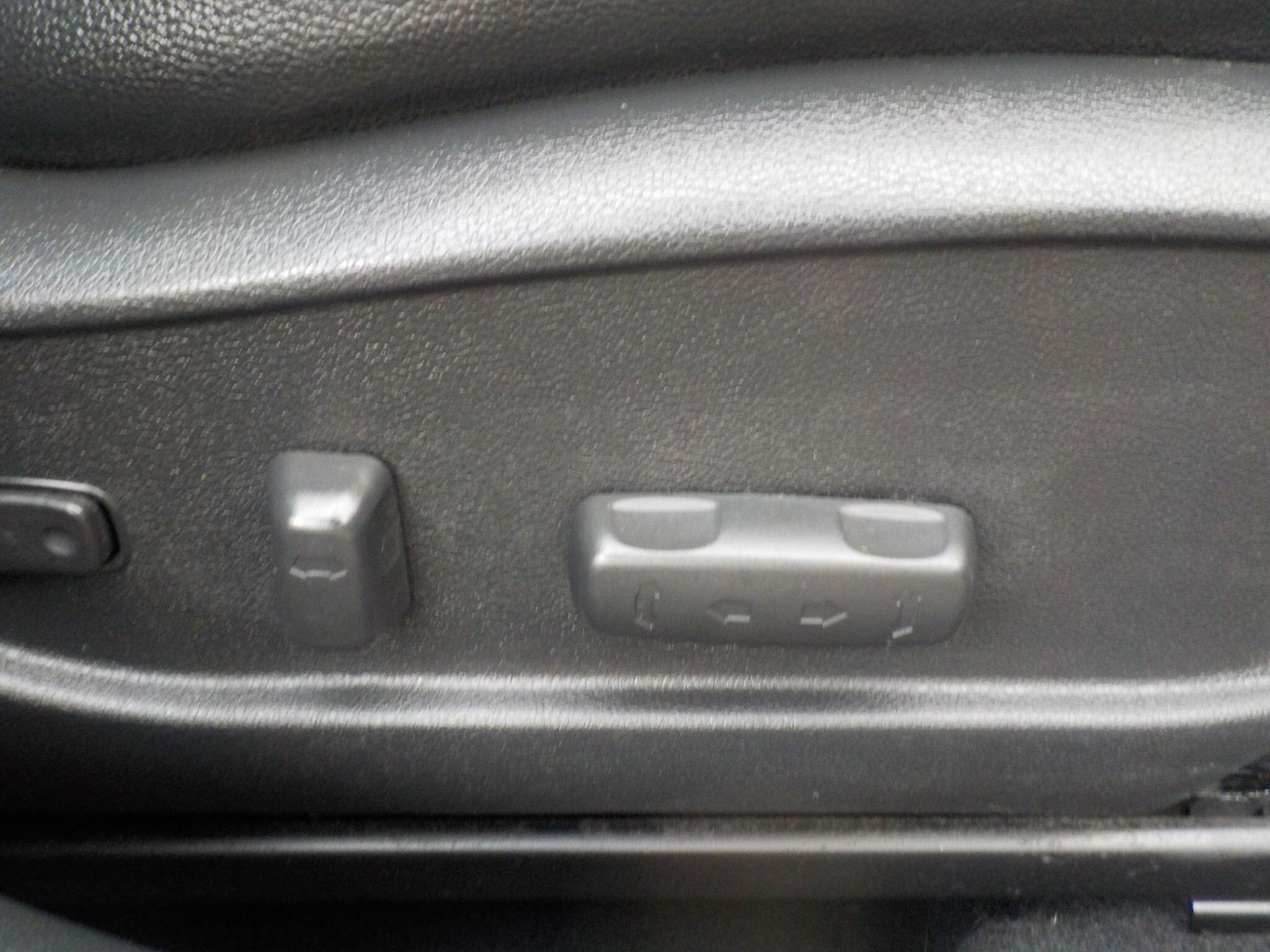 Hyundai i30 1.6 CRDi Blue Drive Premium Euro 6 (s/s) 5dr