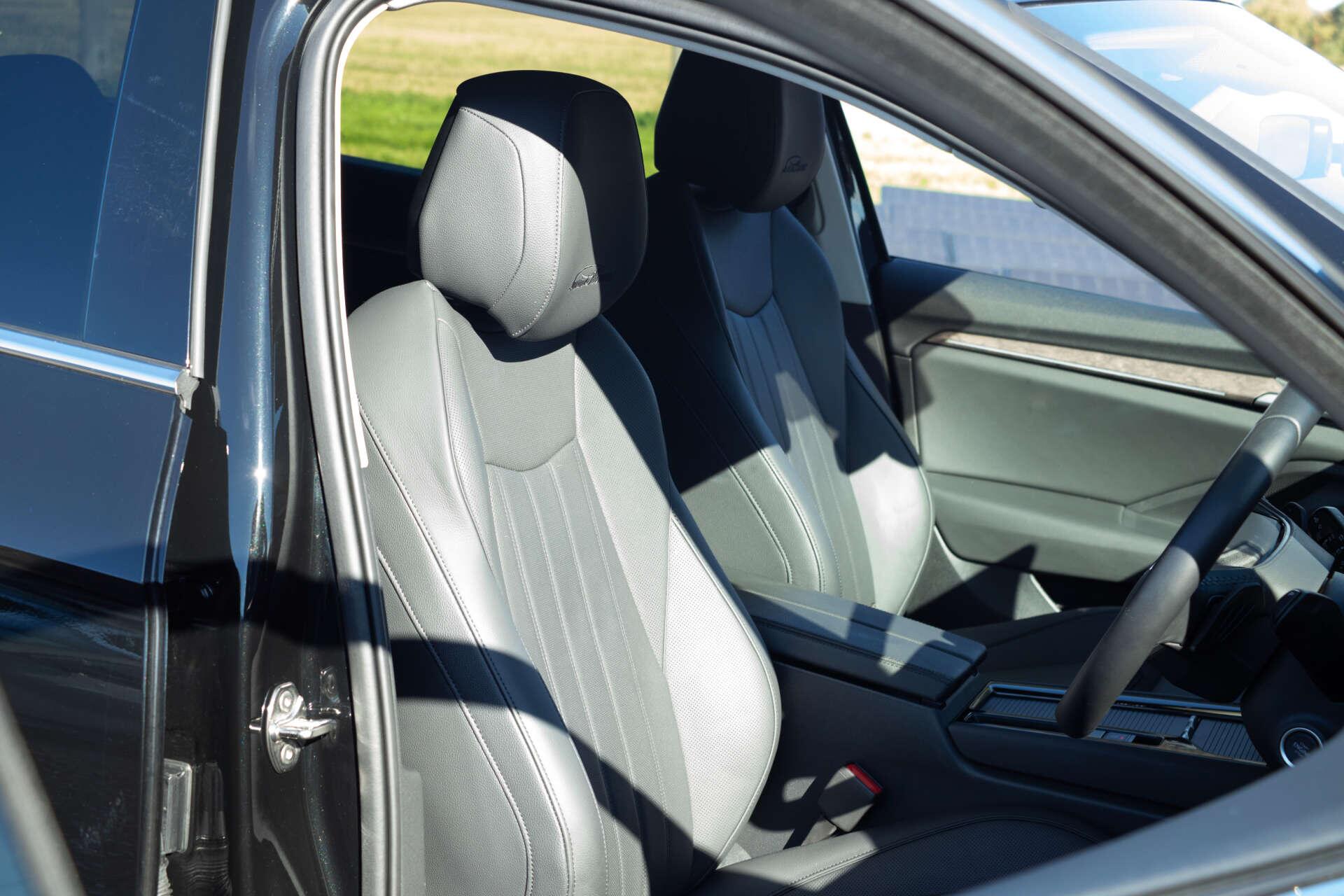 Skoda Superb view 5