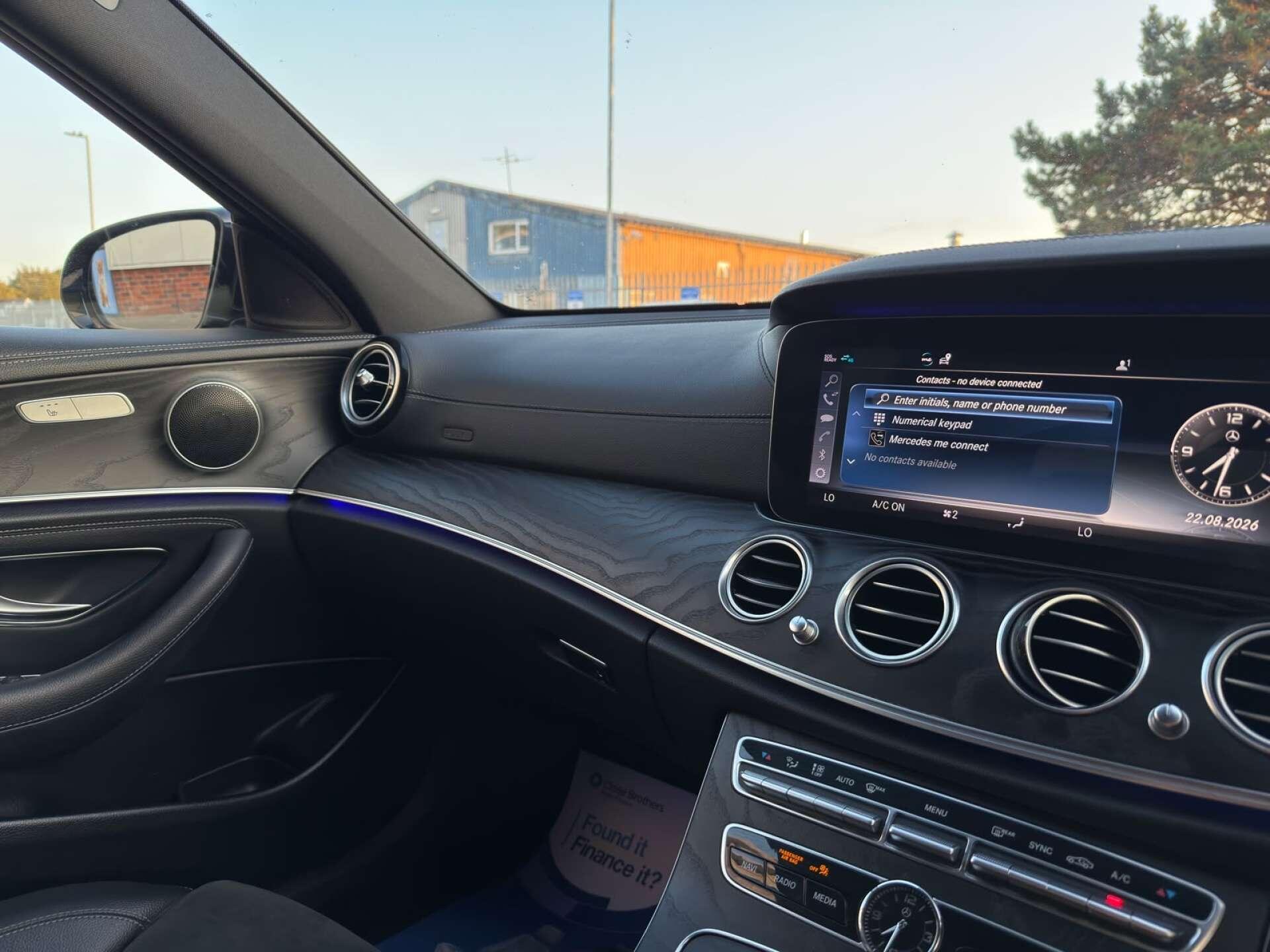 Mercedes-Benz E Class view 55