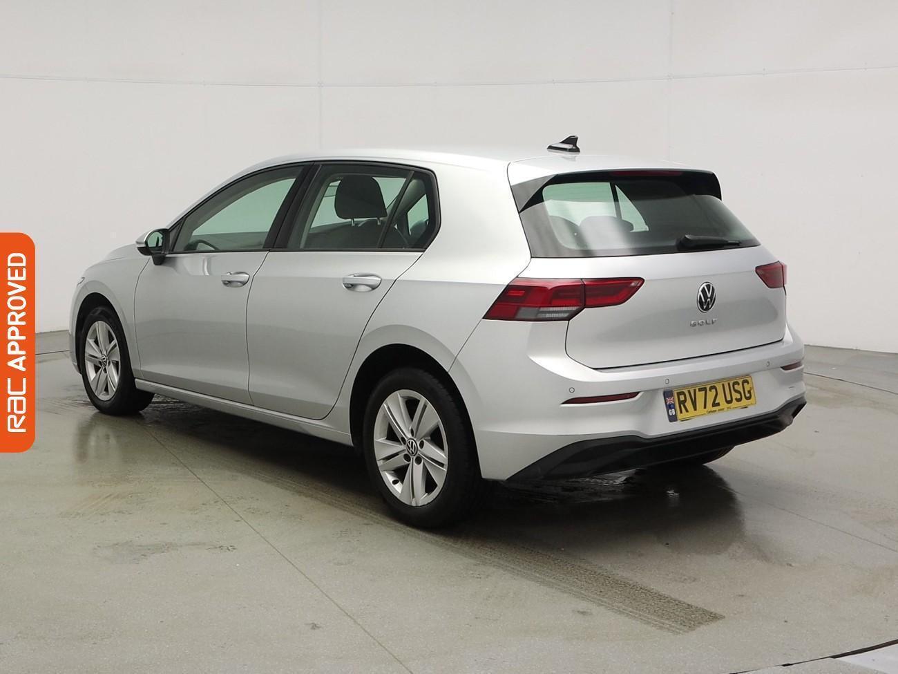 Volkswagen Golf view 4