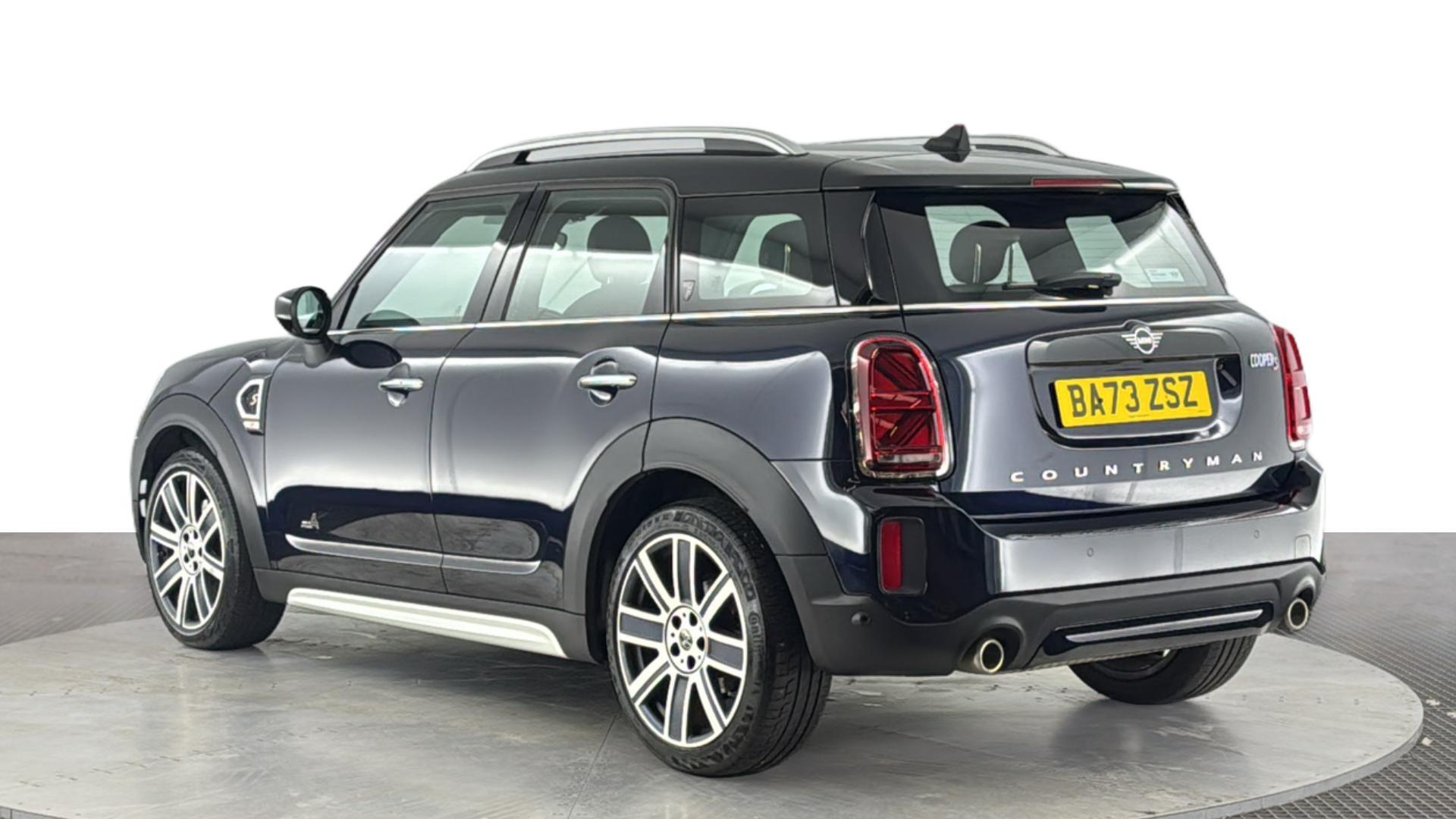 MINI Countryman view 6