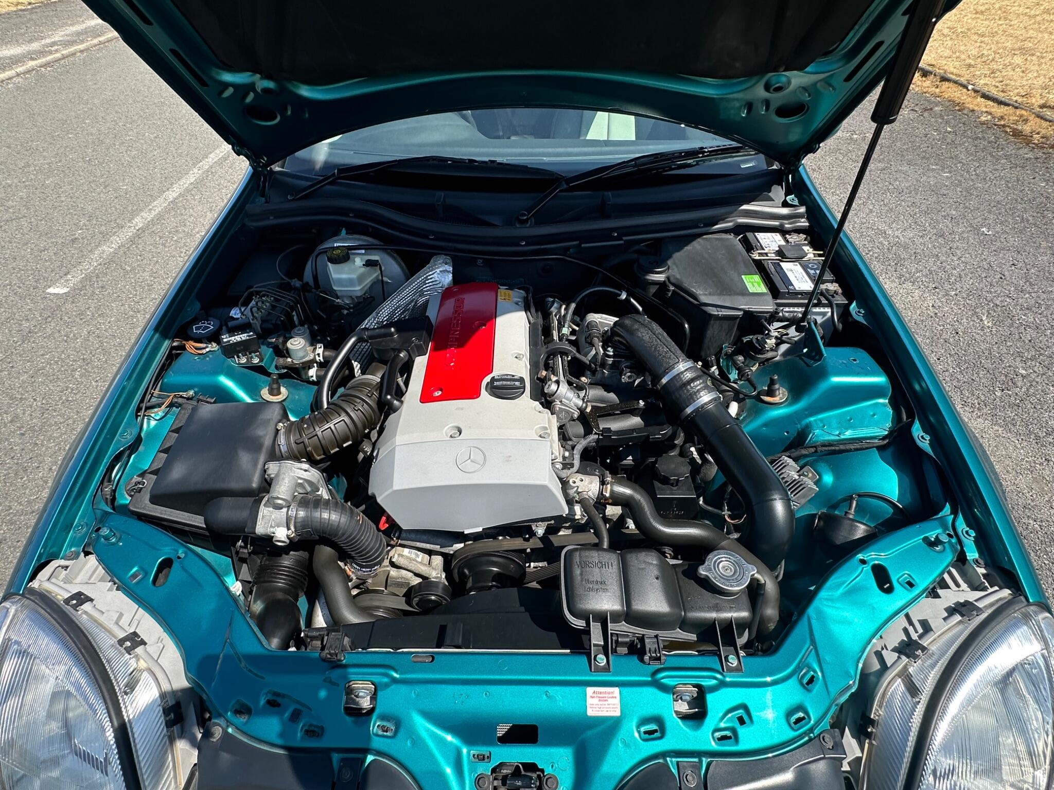 Mercedes-Benz SLK view 42