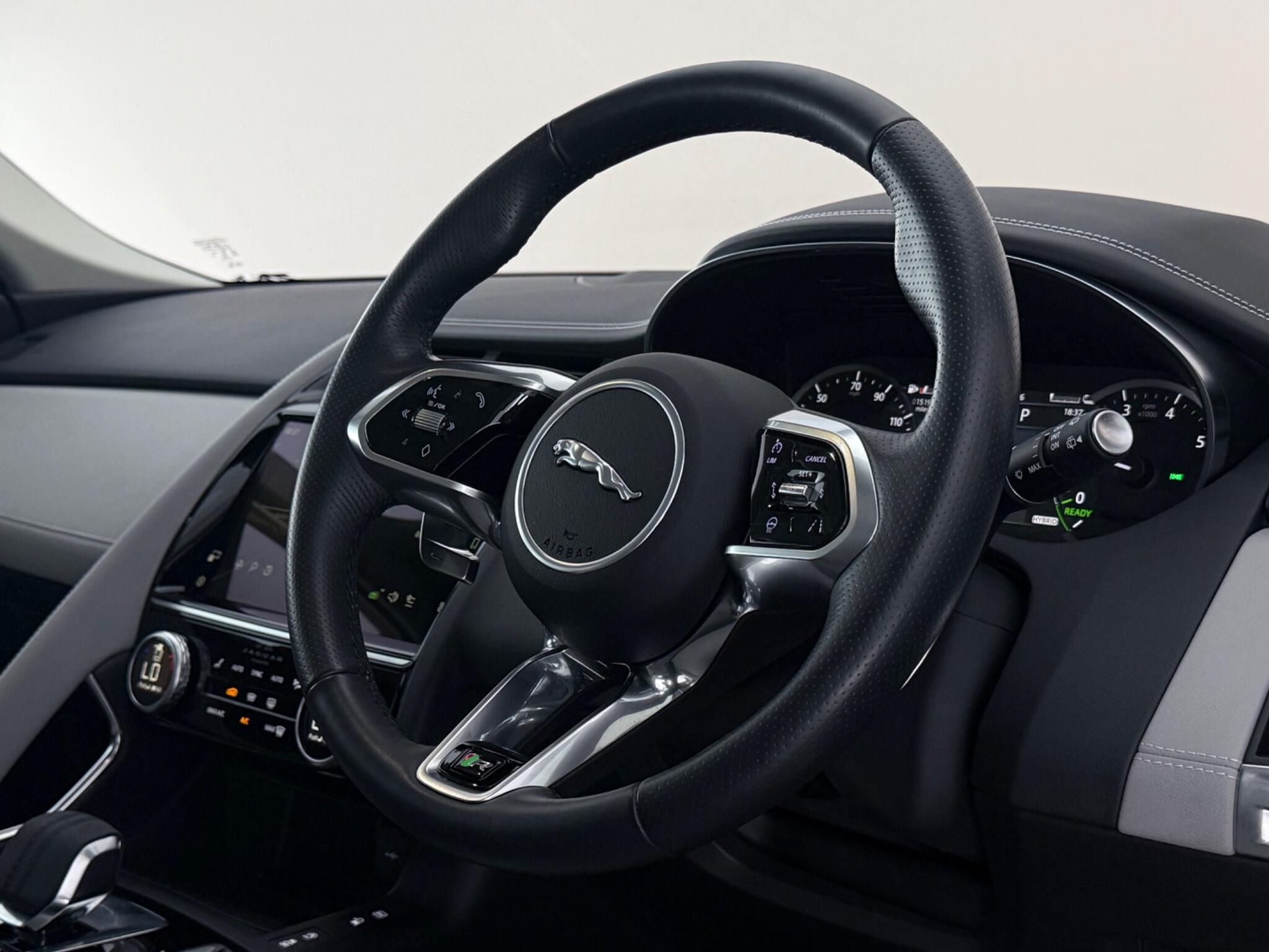 Jaguar E-Pace view 3