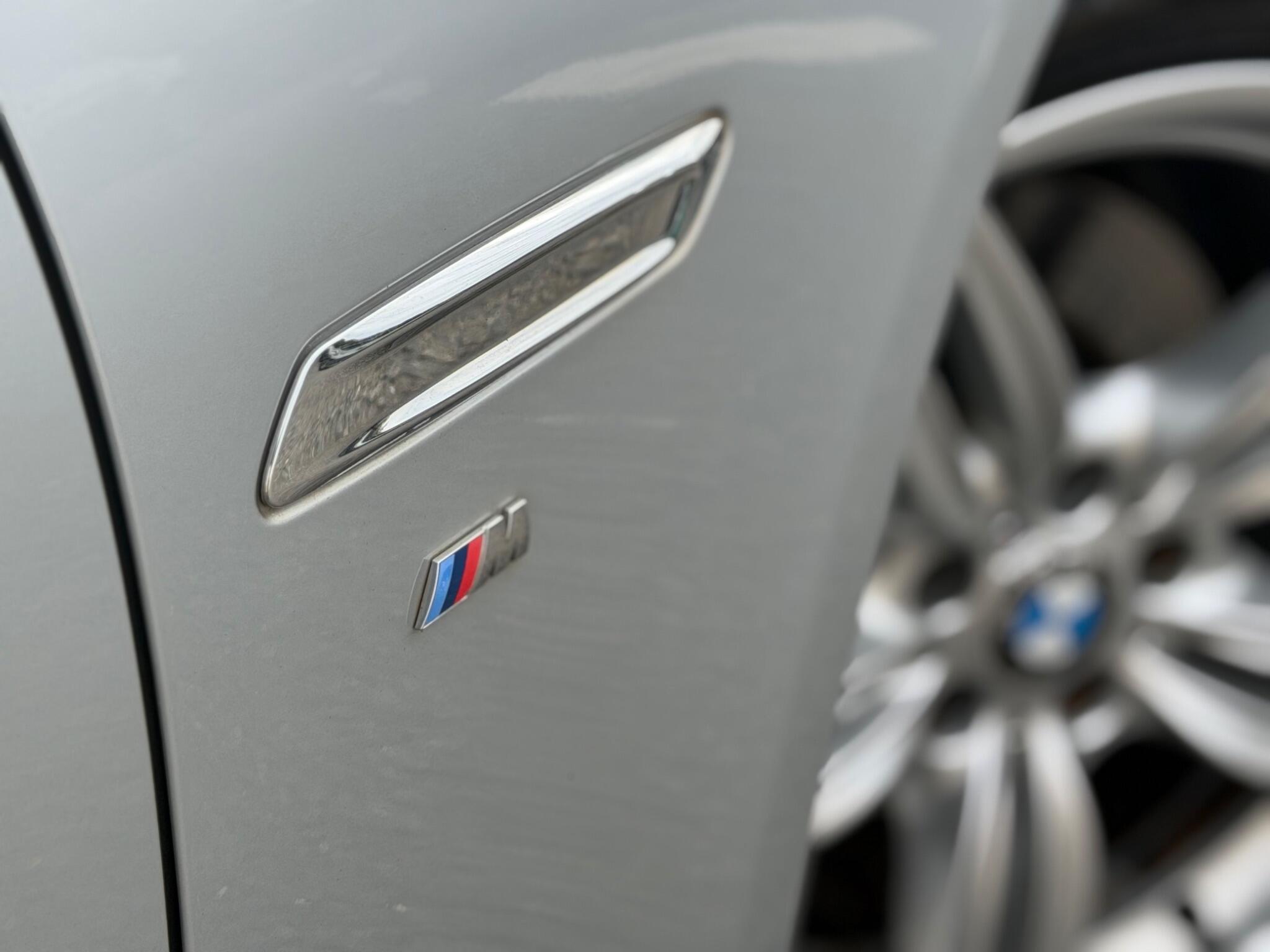 BMW 5 Series view 41