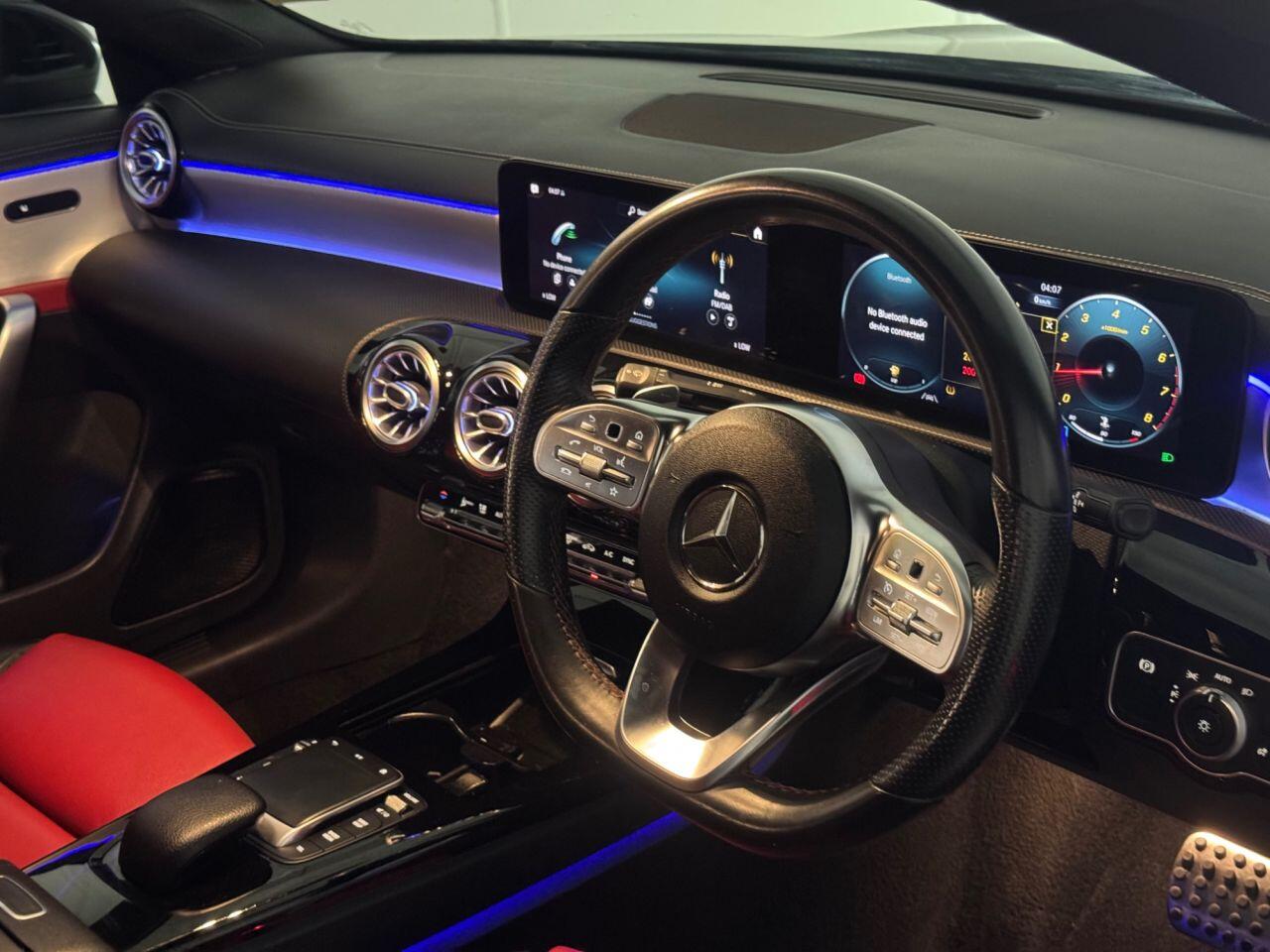 Mercedes-Benz Cla view 26