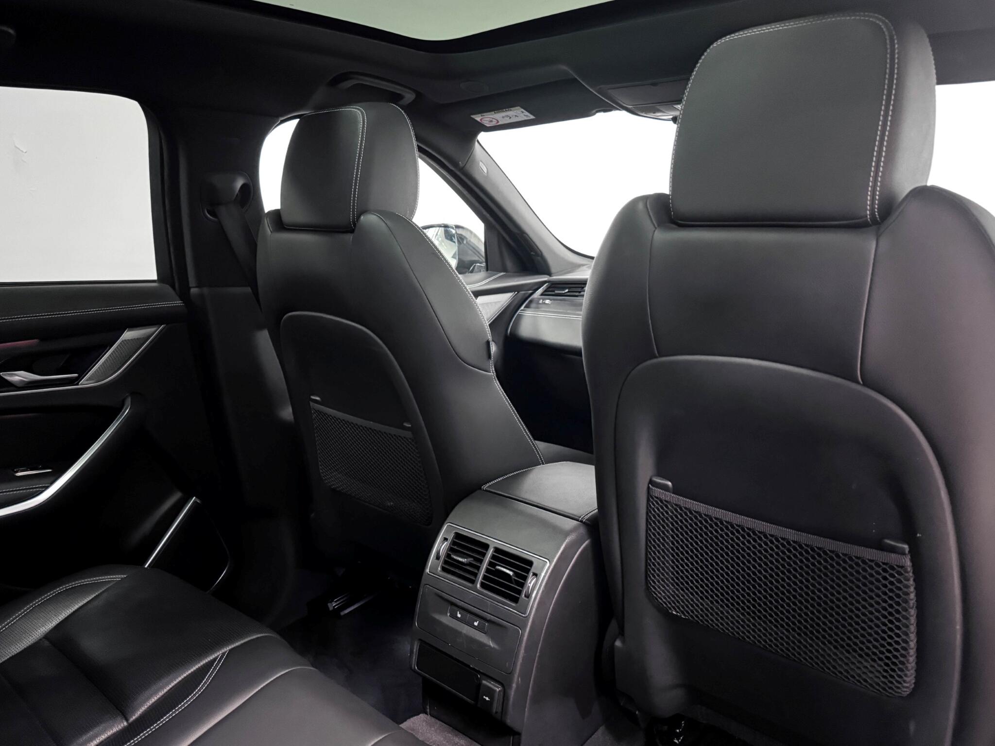 Jaguar F-Pace view 11