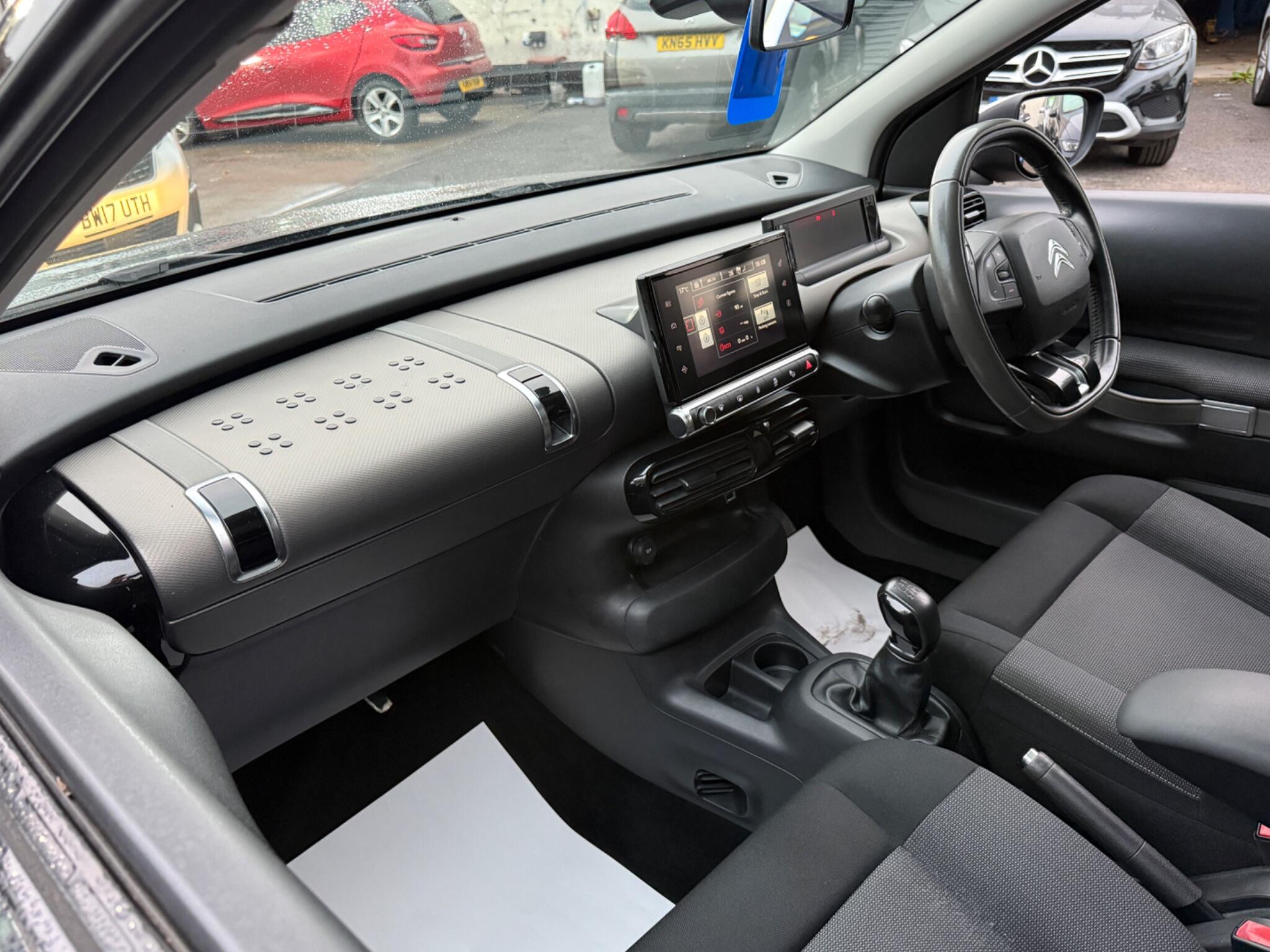 Citroen C4 Cactus - Image 25