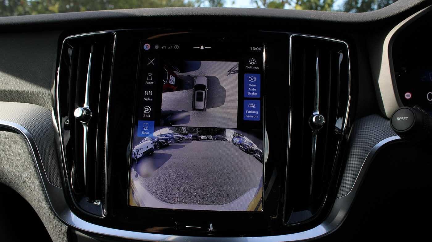 Volvo V60 view 19