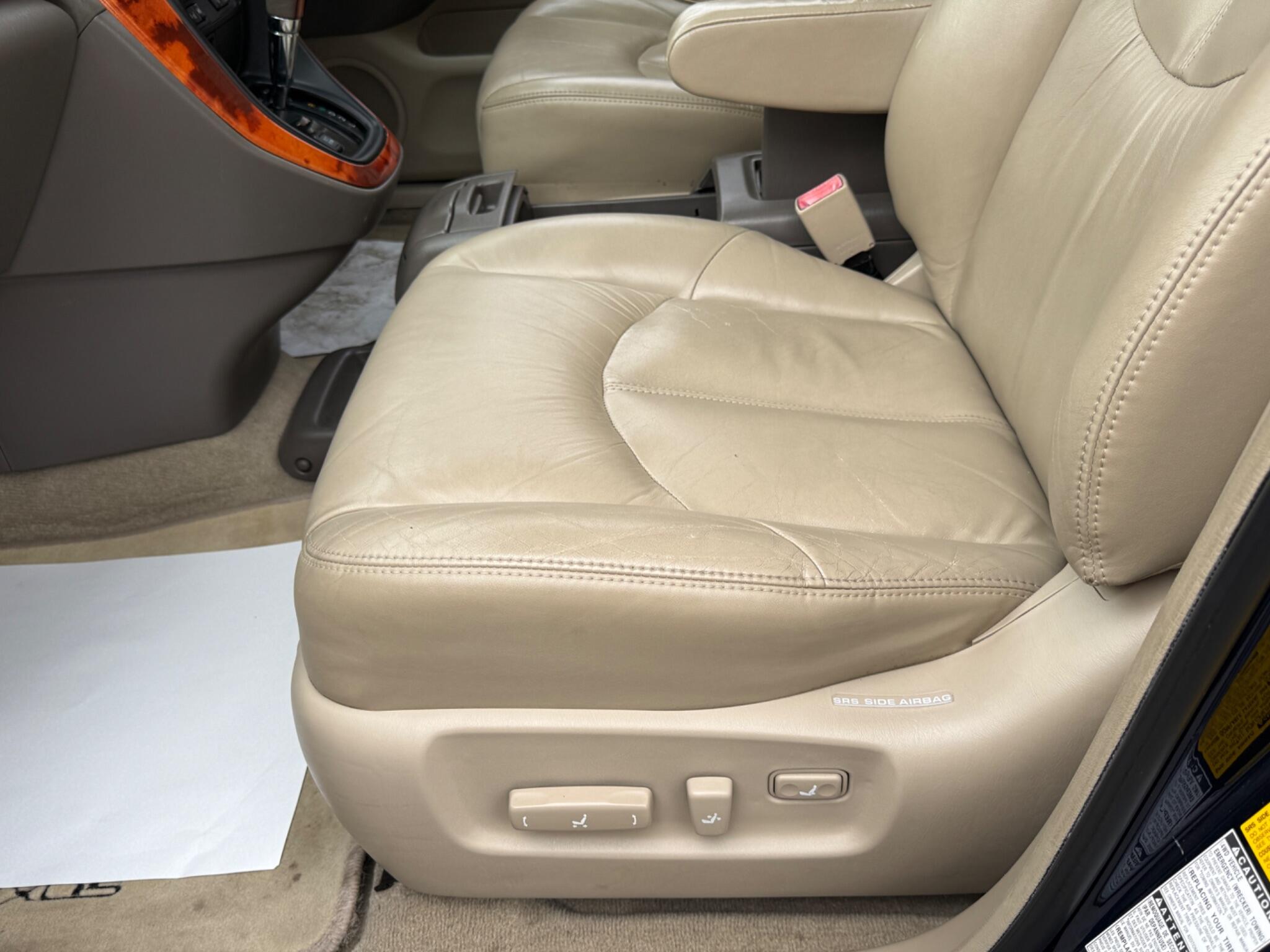 Lexus RX - Image 49