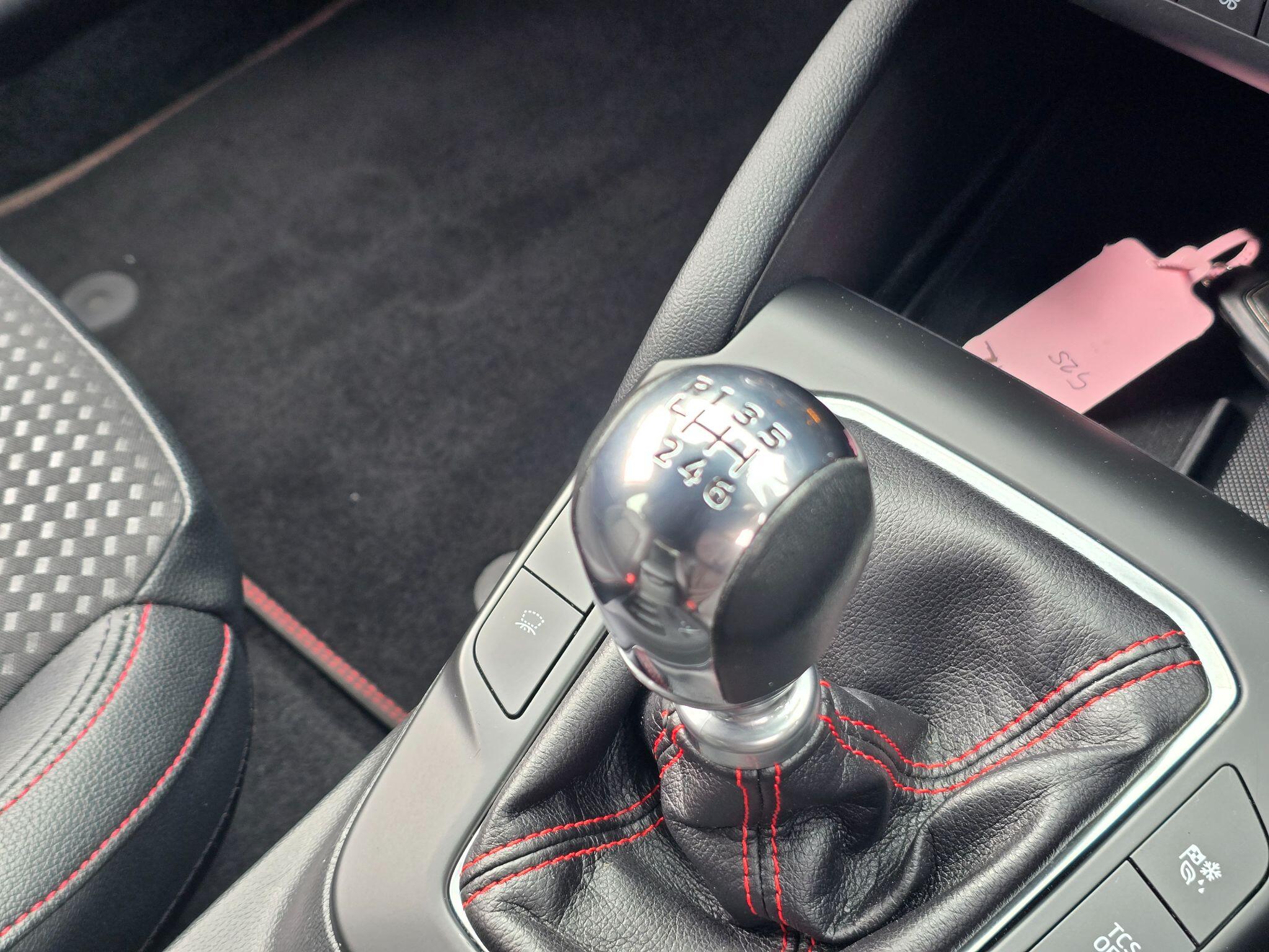 Ford Focus view 25
