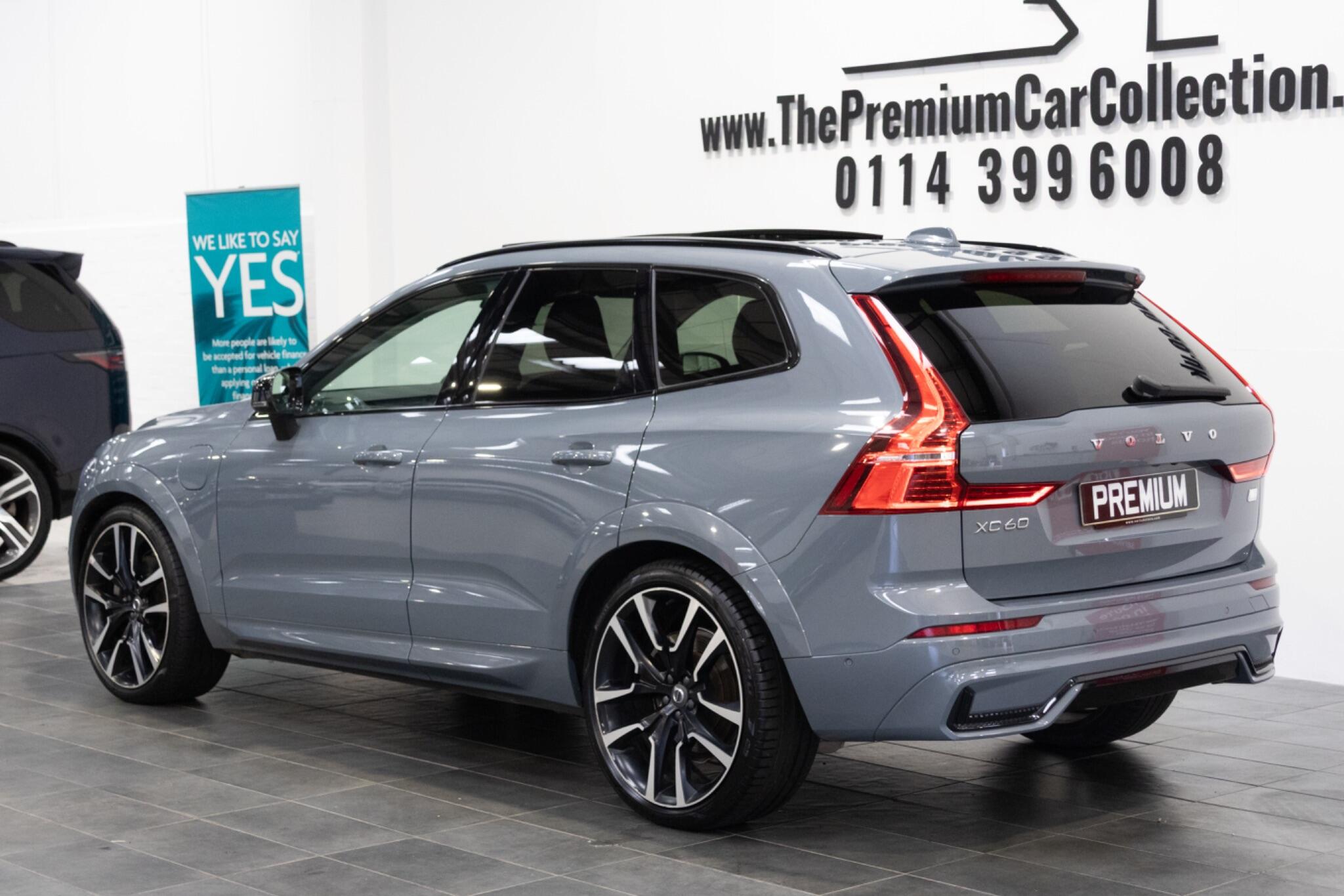 Volvo XC60 view 5