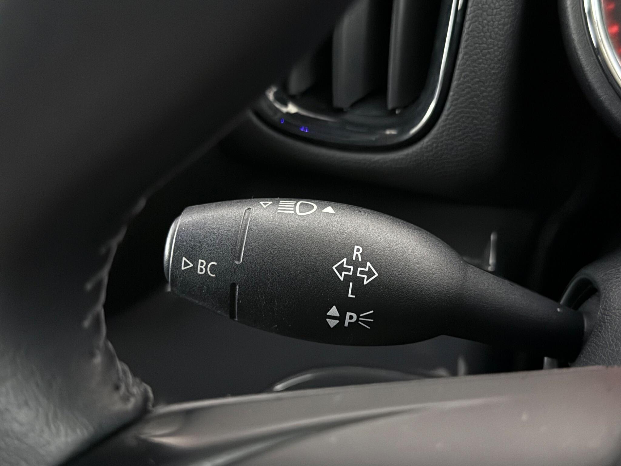 Mini Countryman view 15