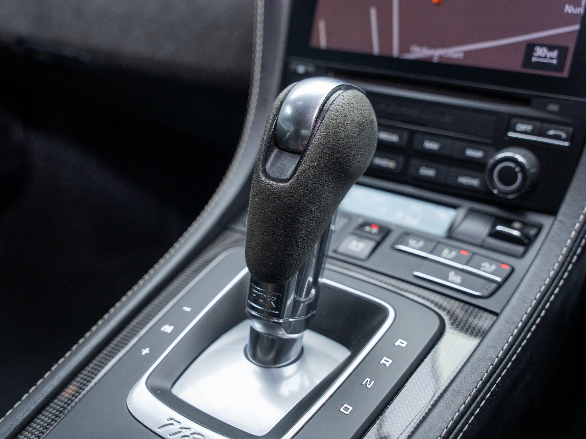Porsche Cayman view 38