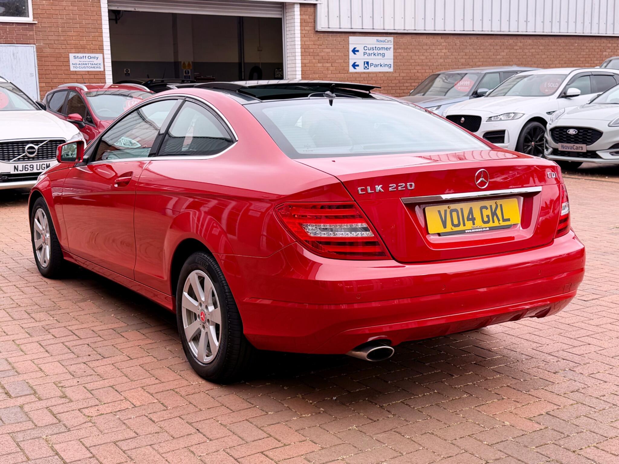Mercedes-Benz C-Class view 26