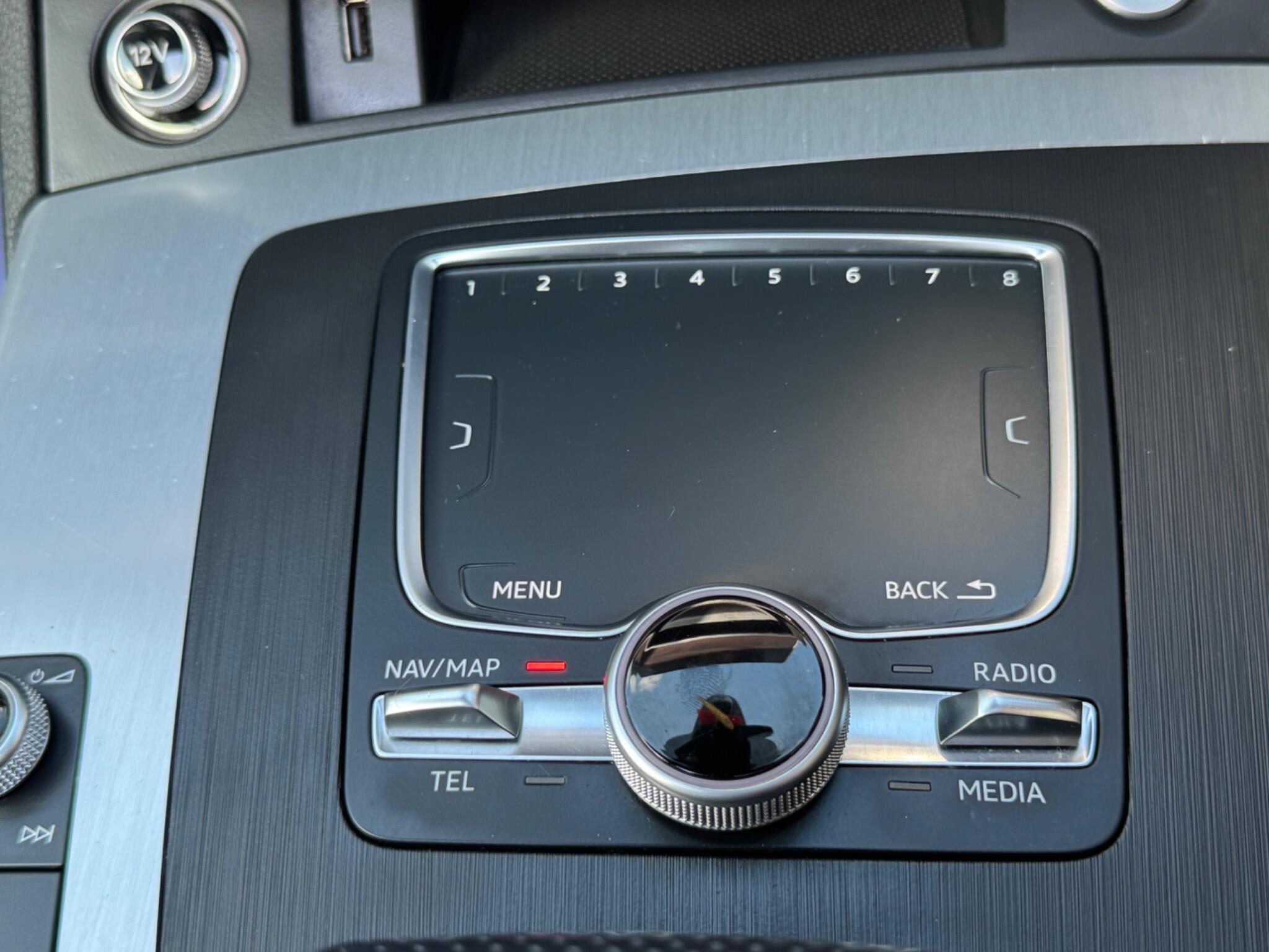 Audi Q5 view 19