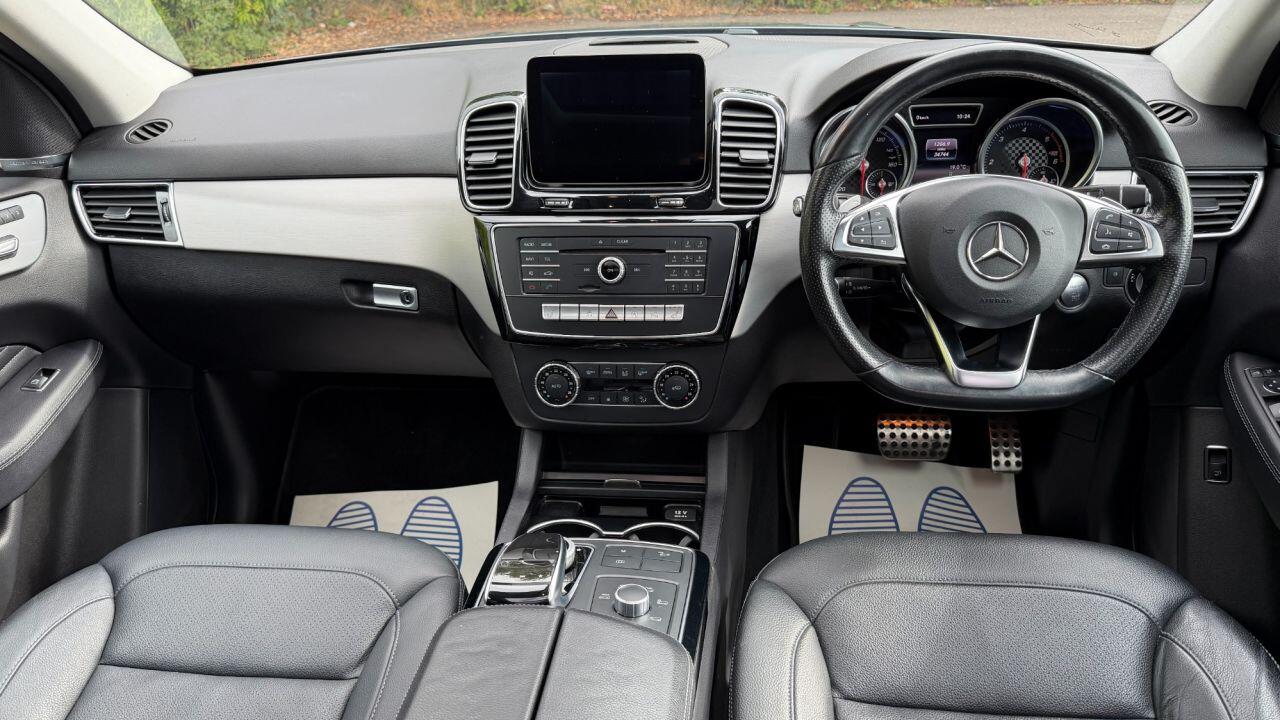 Mercedes-Benz Gle view 14
